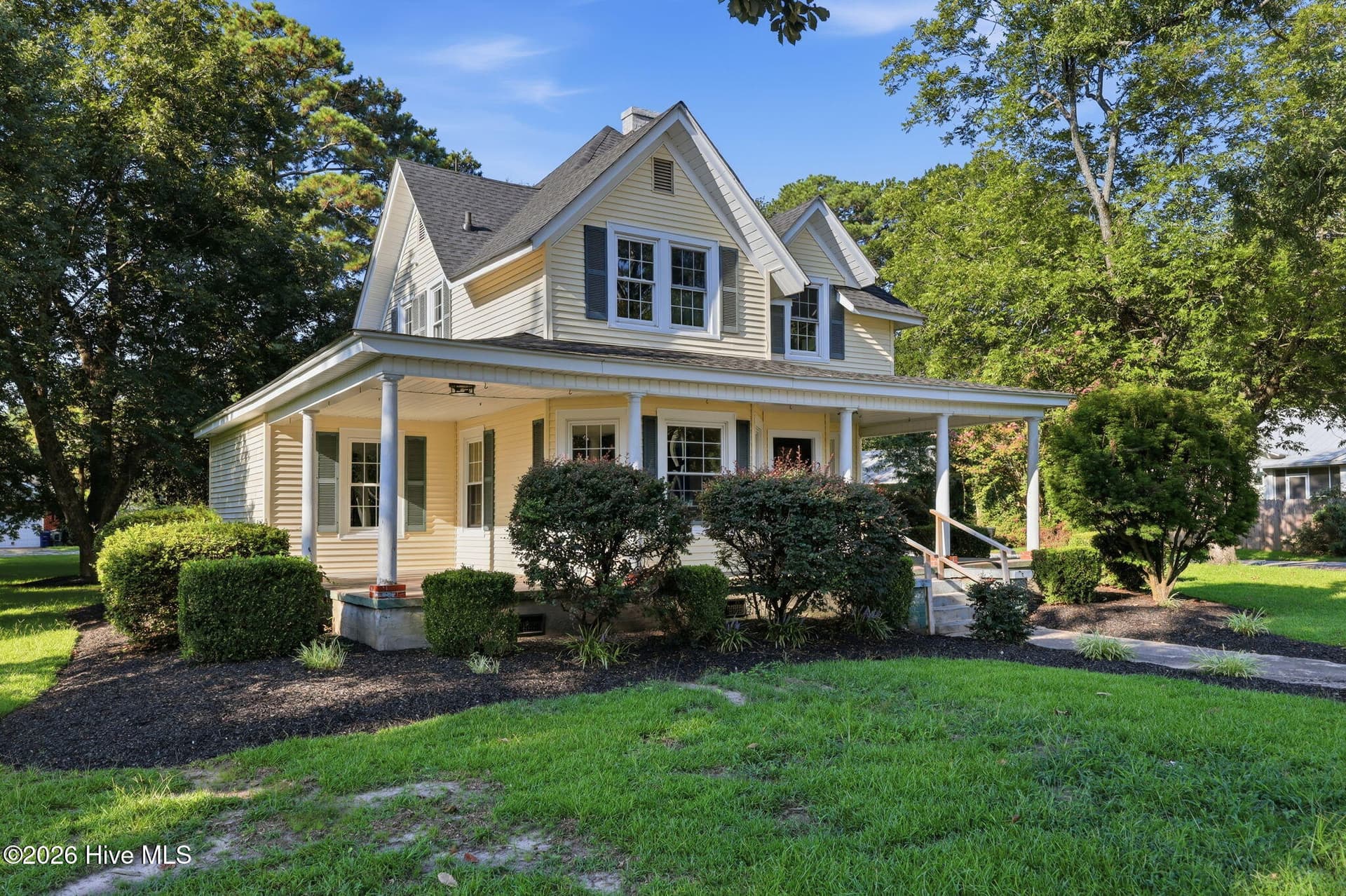 Single Family Residence at 296 Fourth Street, Ayden, NC 28513, photo 3 of 57