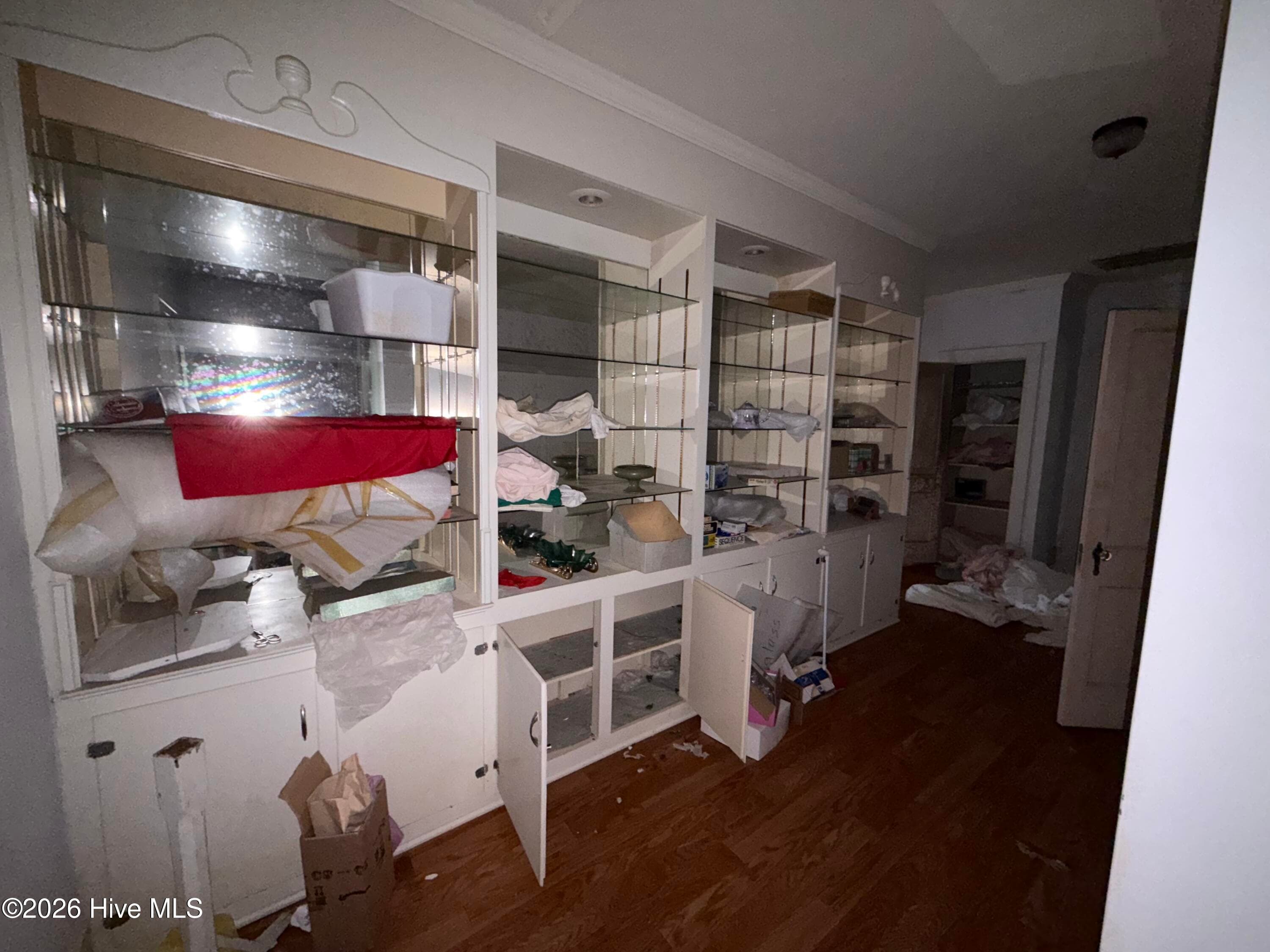actual photo of built ins - 1201 W Main Street, Williamston, NC 27892, Williamston