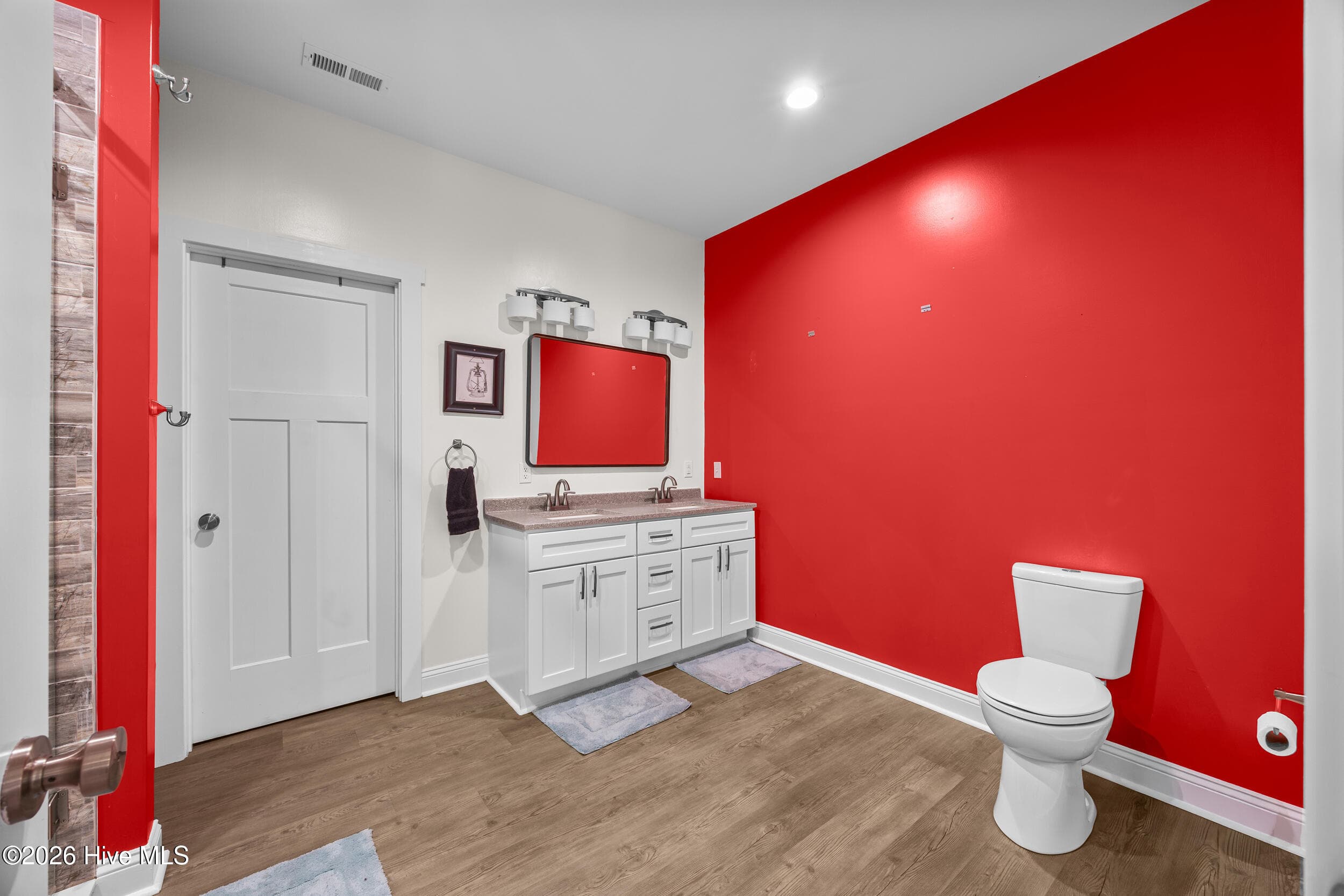 Single Family Residence at 469 West Firetower Road, Swansboro, NC 28584, photo 18 of 56