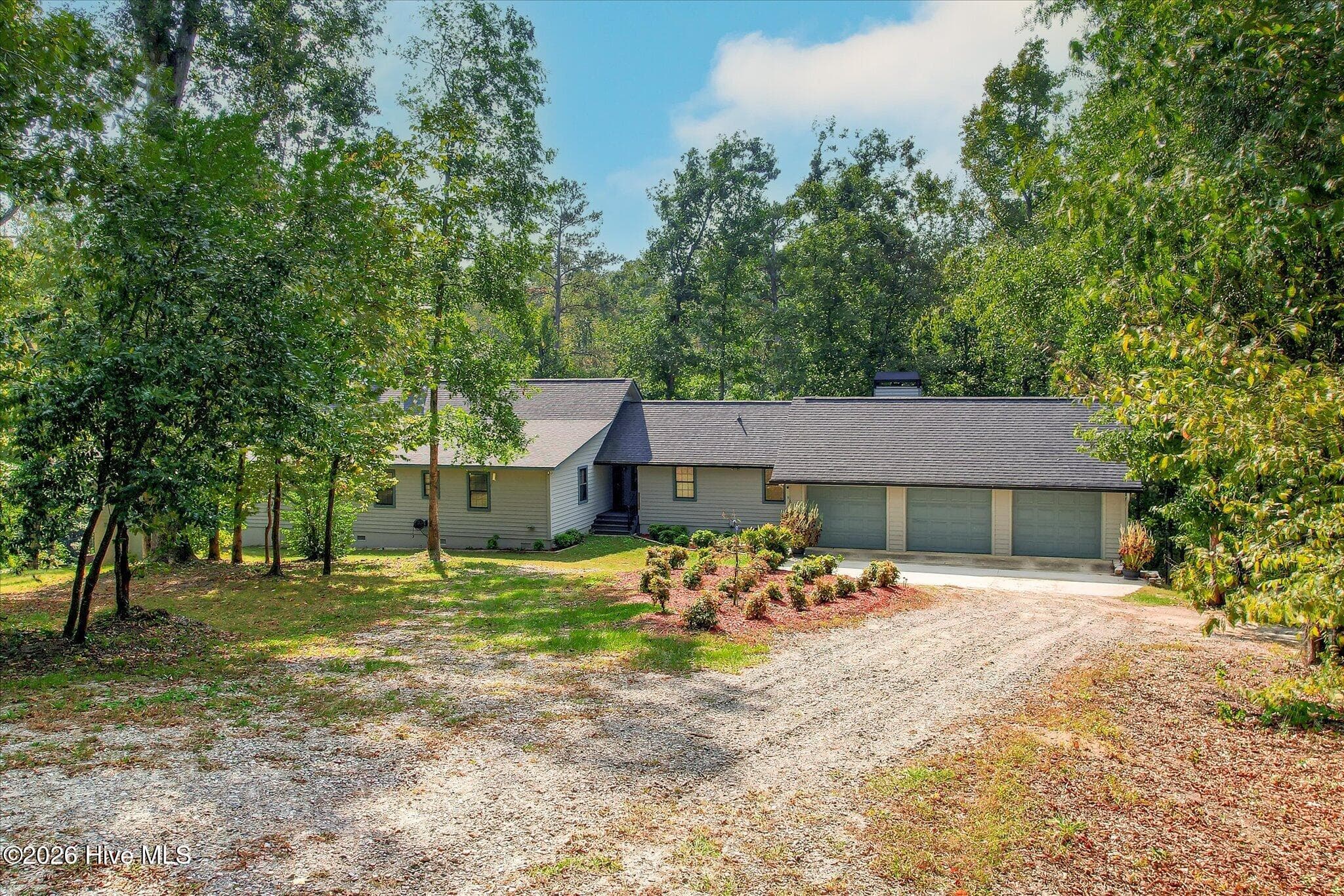 Single Family Residence at 3941 Parwood Road, Blythe, GA 30805, photo 20 of 98