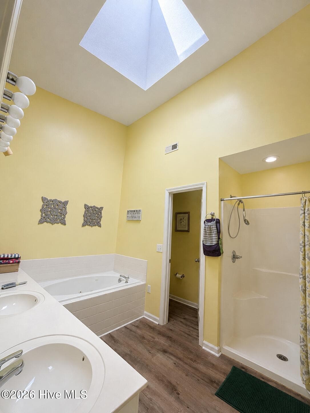 Condominium at 4146 Breezewood Drive Apt 202, Wilmington, NC 28412, photo 14 of 18