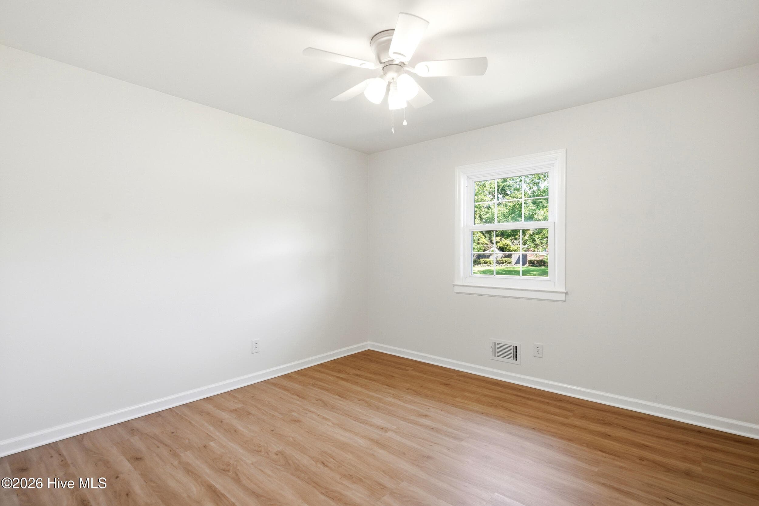 Single Family Residence at 4622 Dean Drive, Wilmington, NC 28405, photo 37 of 67
