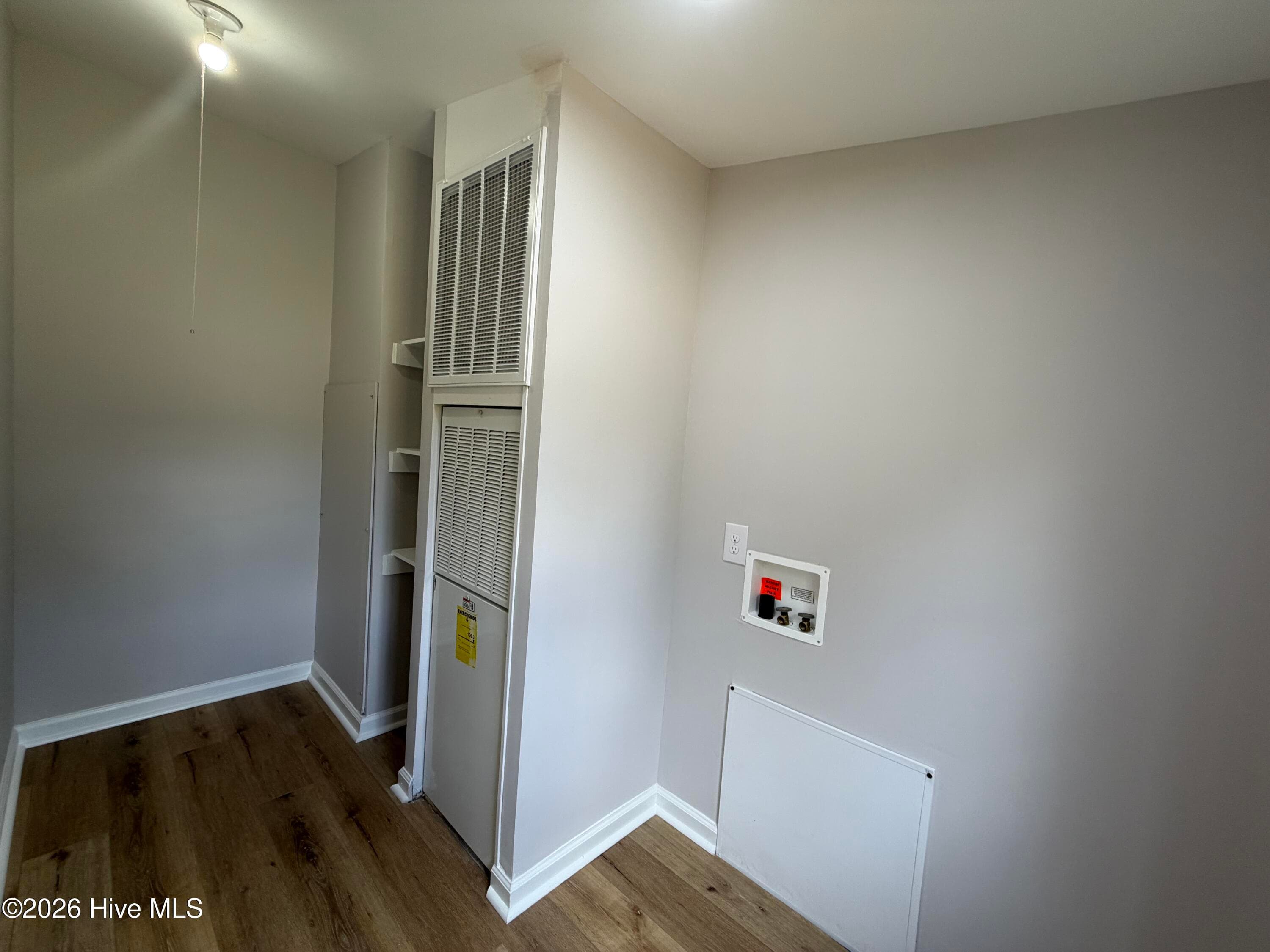 Laundry Room - 1894 Creek Road, Girard, GA 30426