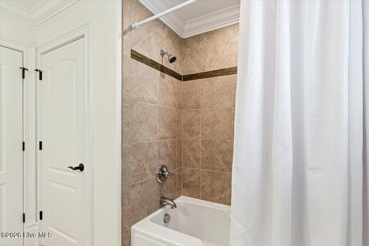 Updated Tiled Shower with Tub - 150 Cochrane Castle Circle, Pinehurst, NC 28374