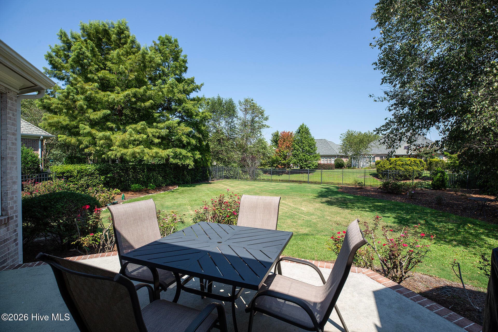 Single Family Residence at 2109 Bay Colony Lane, Wilmington, NC 28405, photo 6 of 55