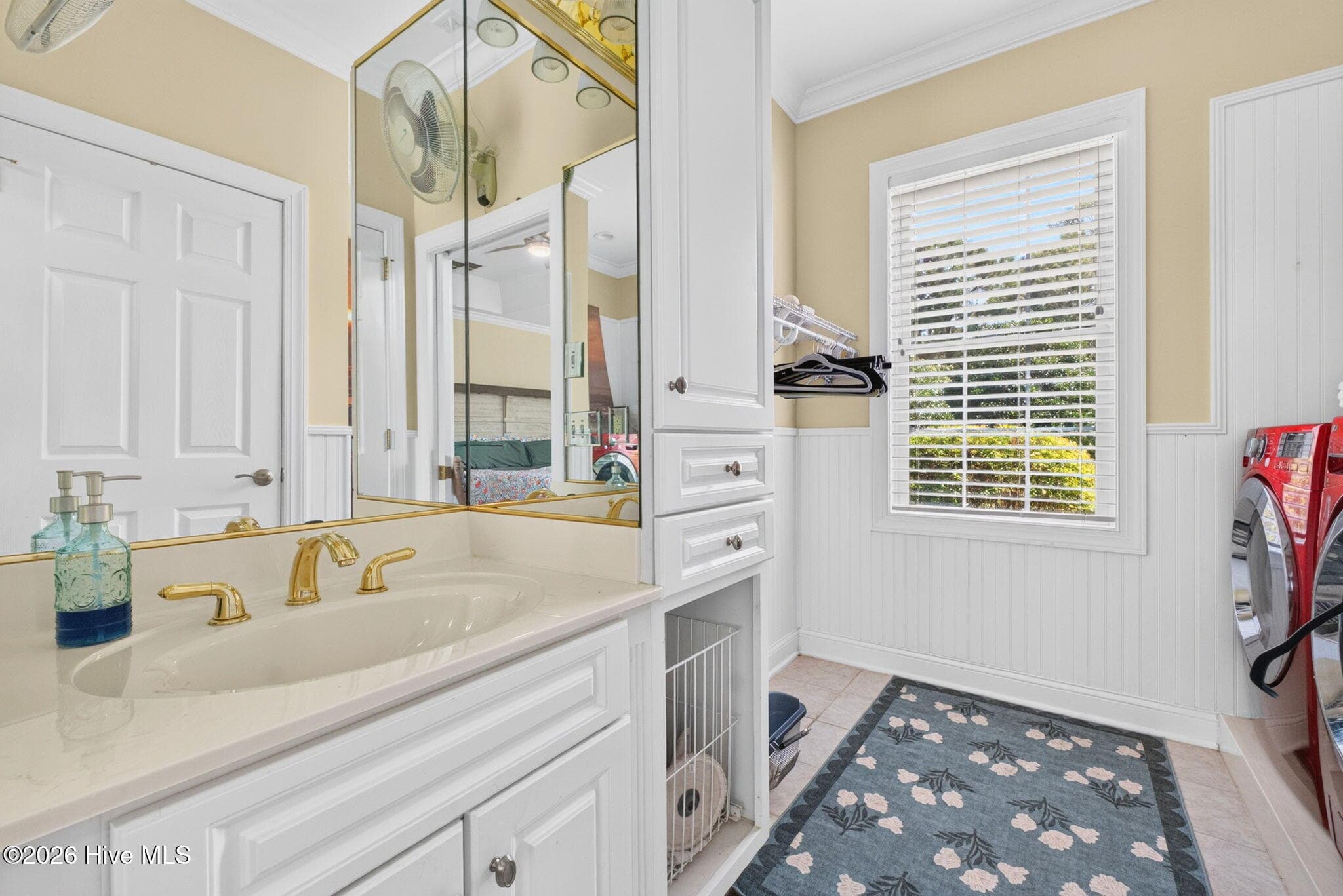 Laundry Room off of Primary Suite - 107 Waterford Place SW, Ocean Isle Beach, NC 28469