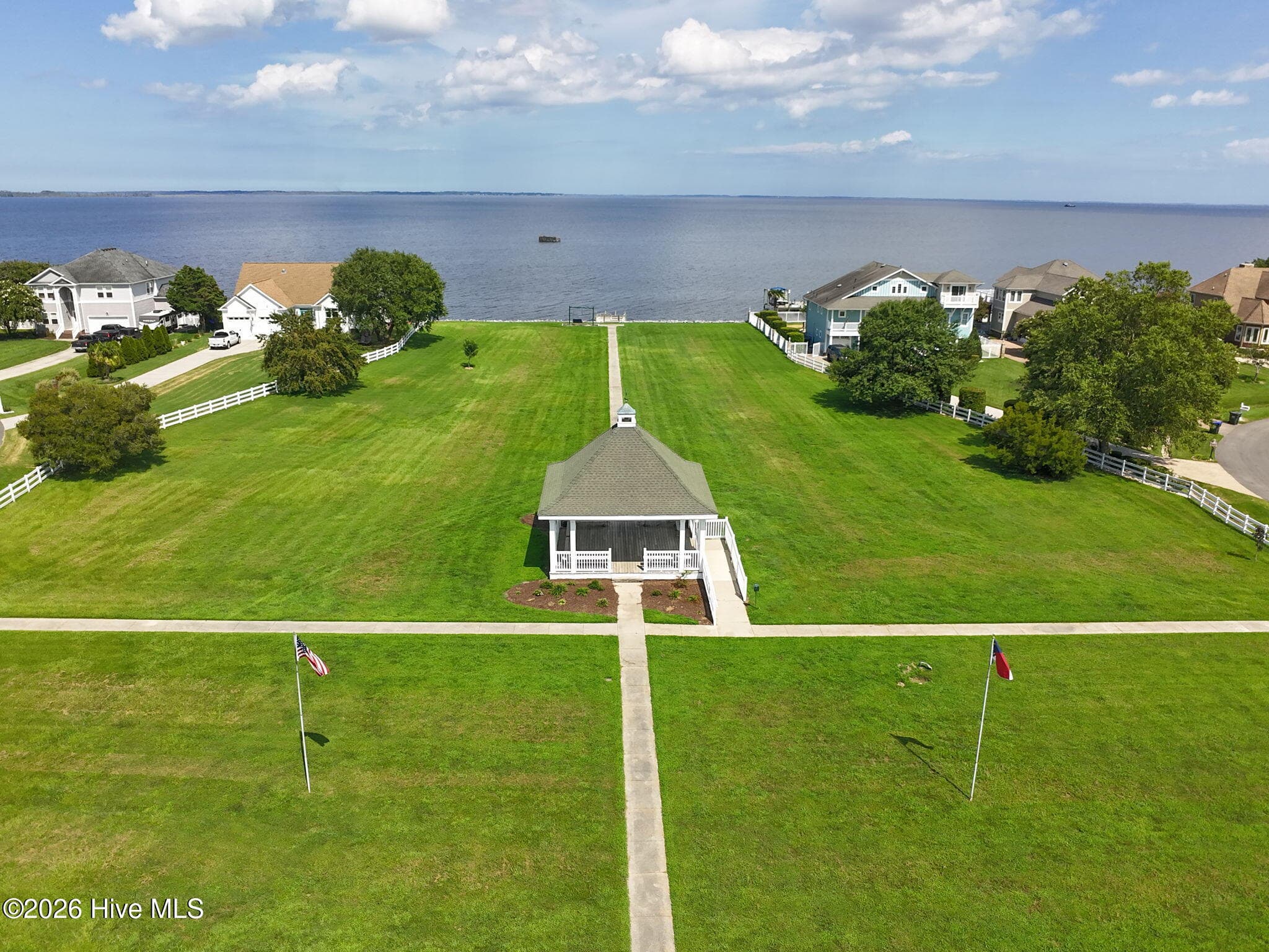 RiversEdge community waterfront area - 102 Blue Heron Cove, Moyock, NC 27958