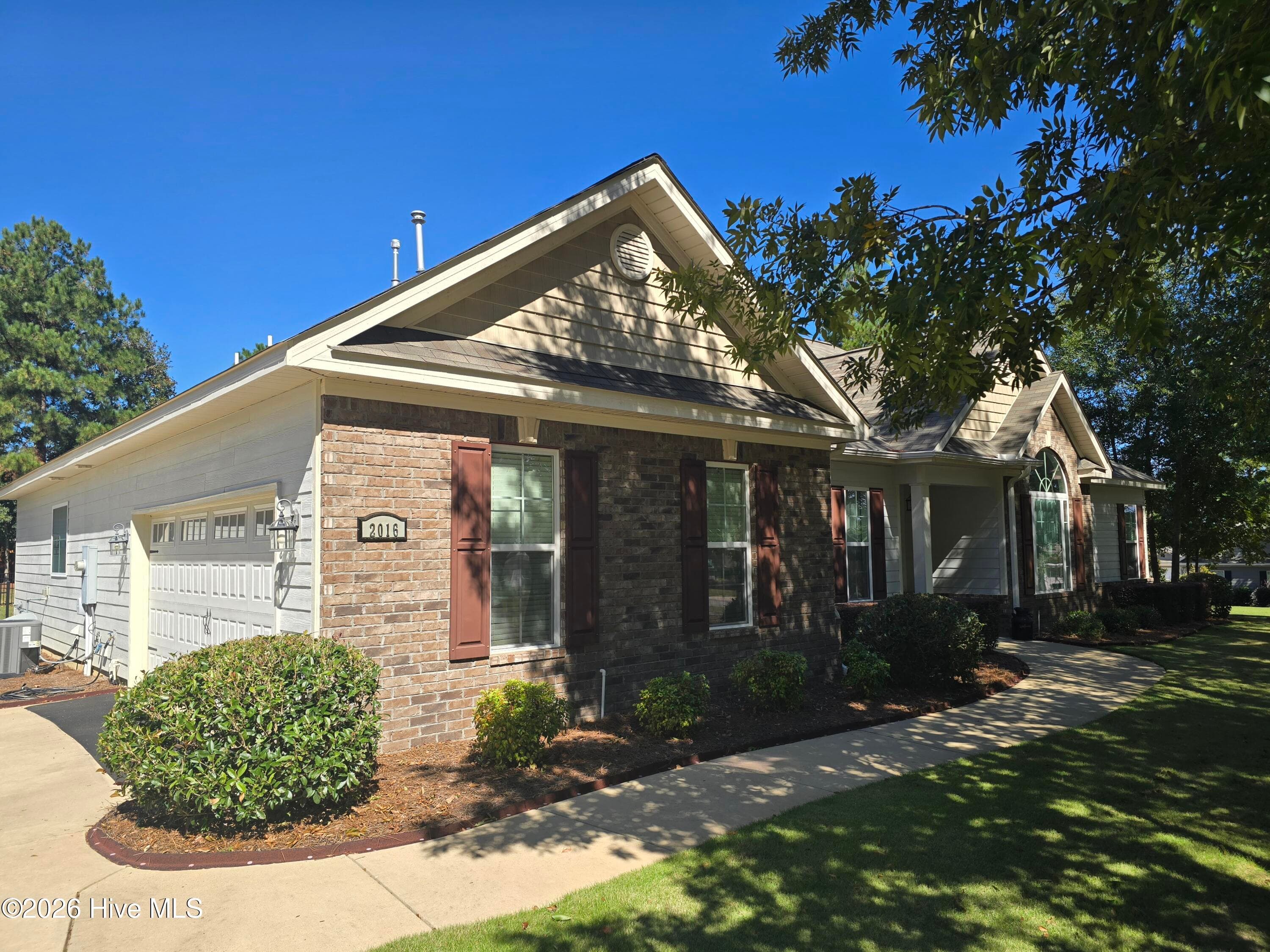 A serene stroll to the front porch - 2016 Edenberry Row, Beech Island, SC 29842