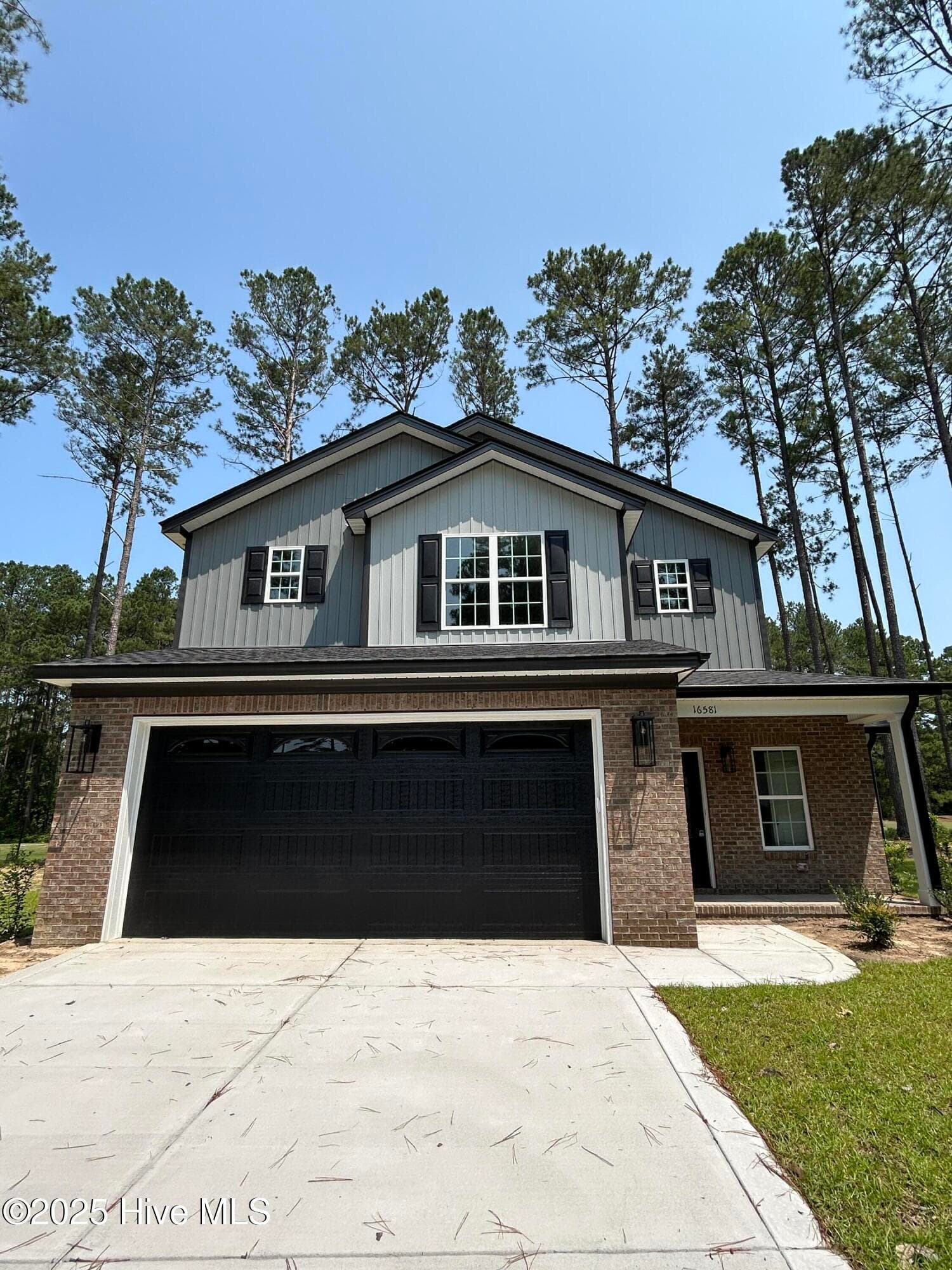Single Family Residence at 28880 Deercroft Drive, Wagram, NC 28396, photo 16 of 123