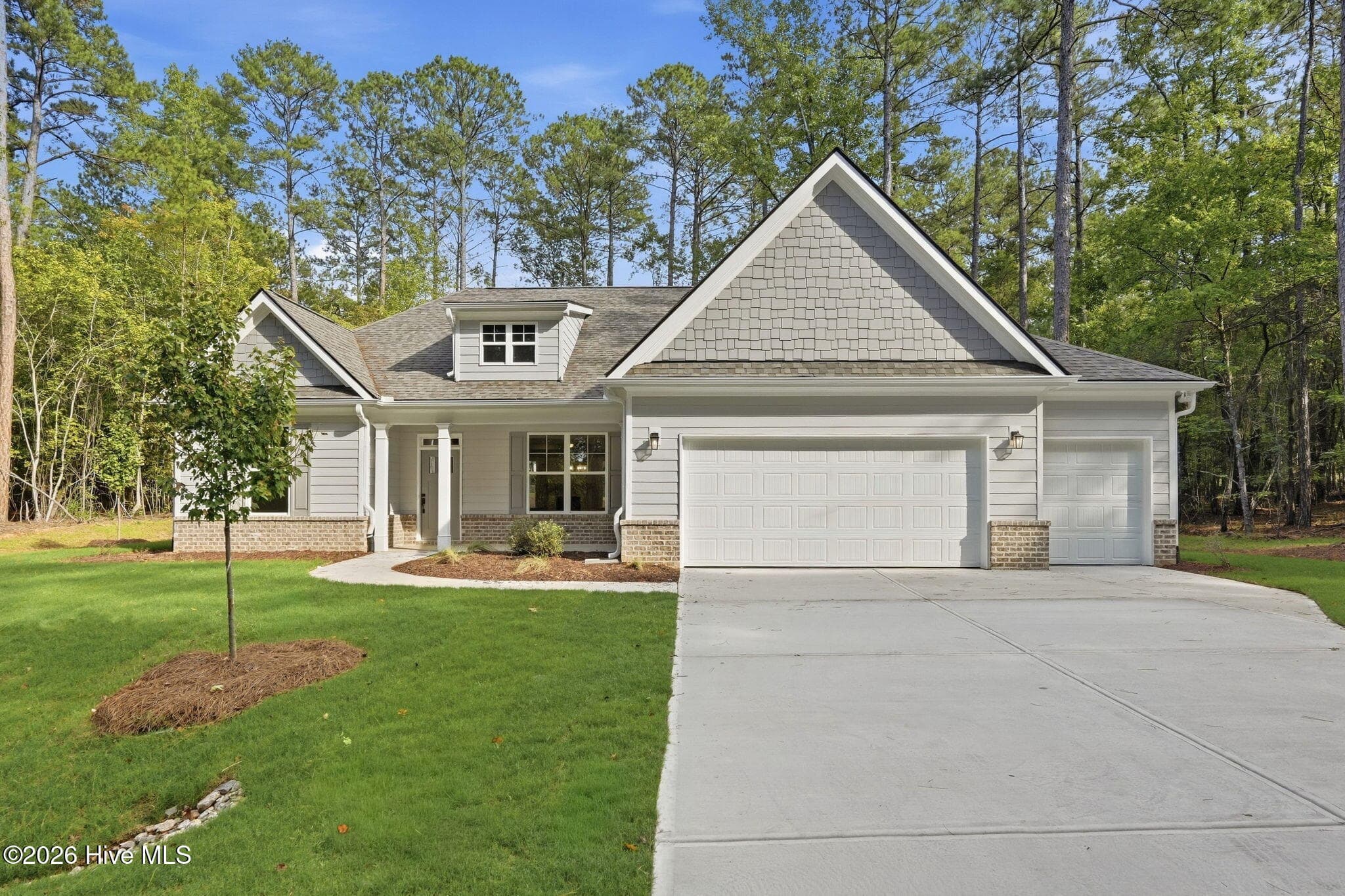 Single Family Residence at 144 Sweet Gum Loop, McCormick, SC 29835, photo 4 of 97