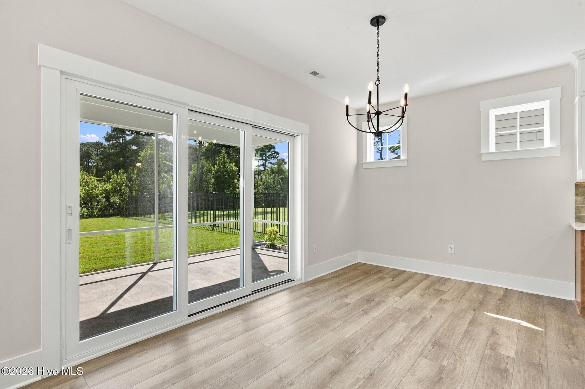 Single Family Residence at 1016 Fawn Valley Way, Wilmington, NC 28409, photo 15 of 42