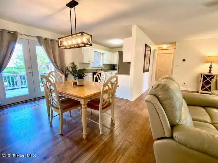 Single Family Residence at 5302 Dandelion Drive, Wilmington, NC 28405, photo 4 of 62