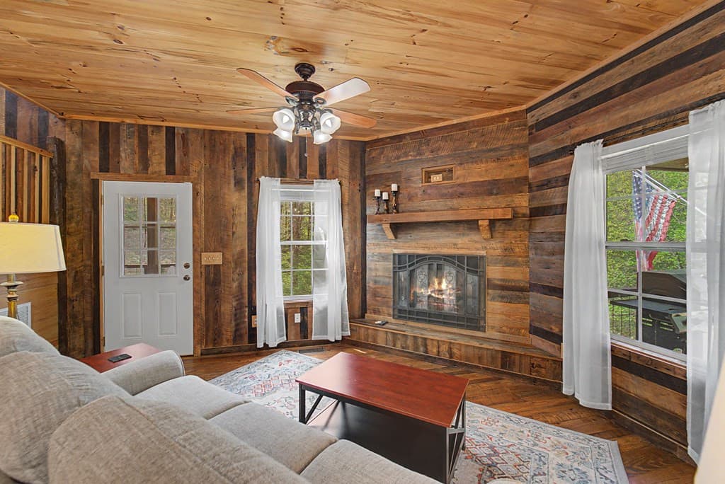 Single Family Residence at 138 Hubbell Lane, Robbinsville, NC 28771, photo 15 of 63