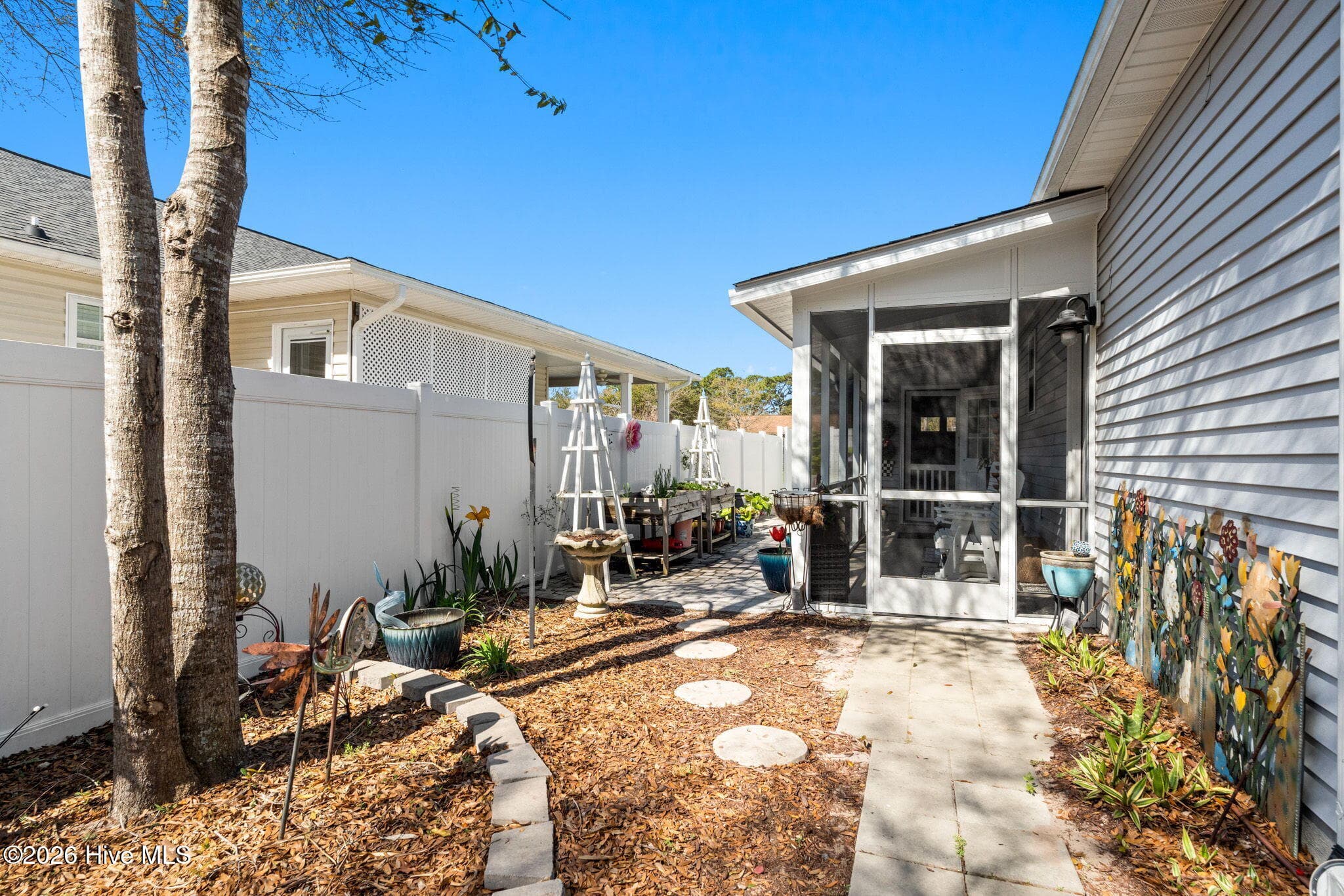 Single Family Residence at 140 NE 16th Street, Oak Island, NC 28465, photo 6 of 6