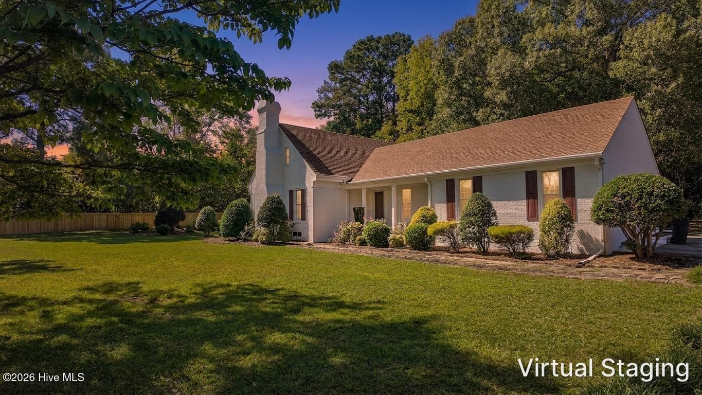 101 Forest Drive, Clinton, NC 28328