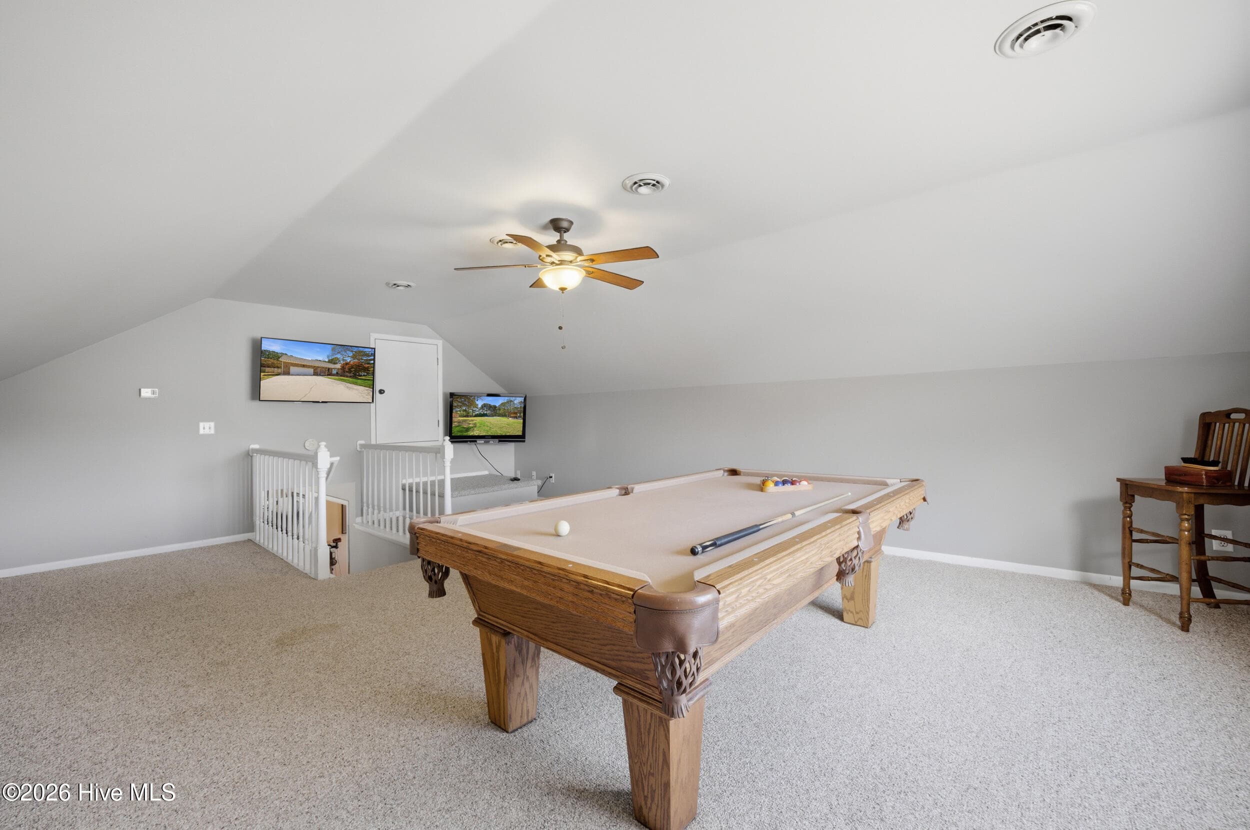 Single Family Residence at 147 N Point Boulevard, Moyock, NC 27958, photo 3 of 3