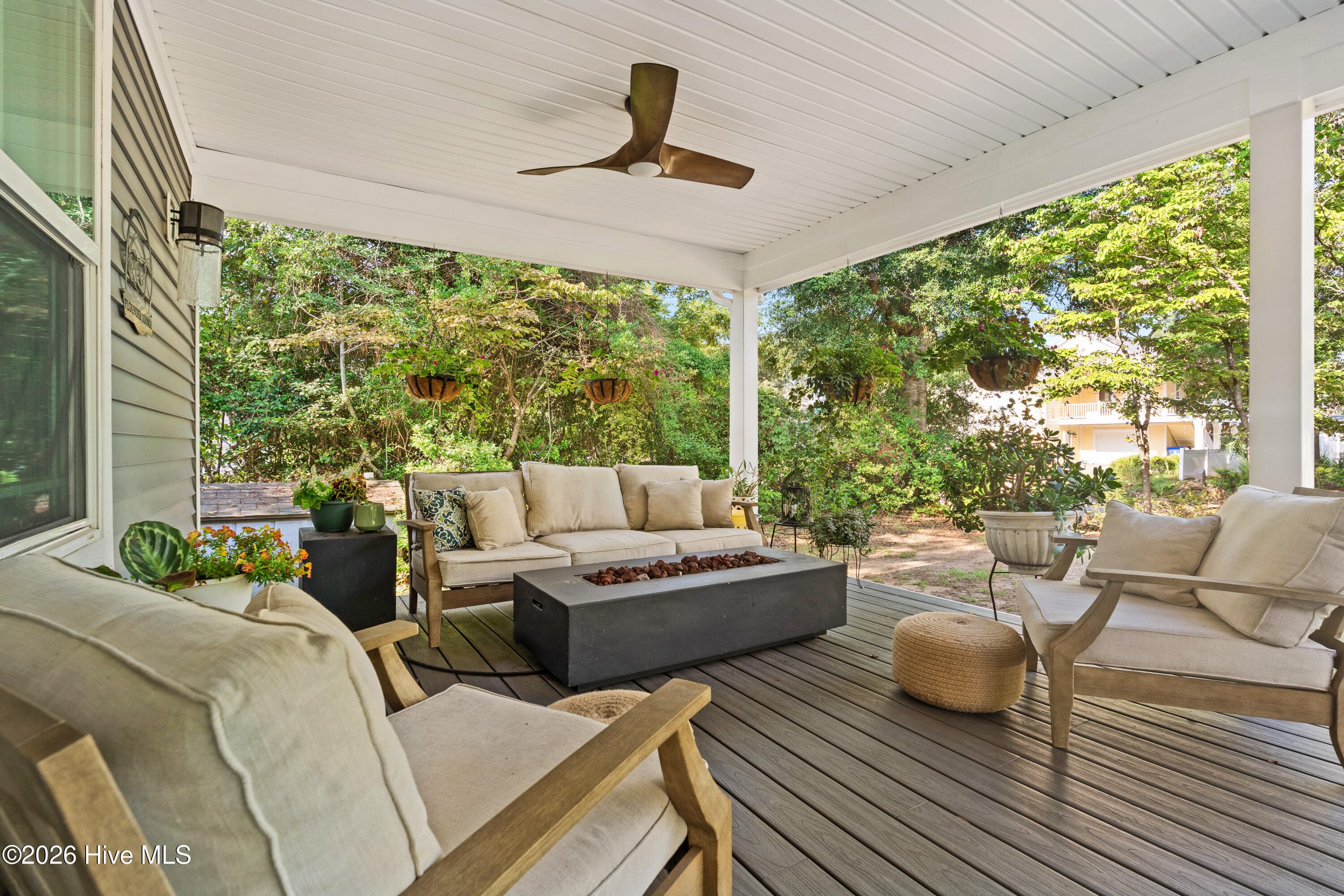 Single Family Residence at 334 NE 59th Street, Oak Island, NC 28465, photo 9 of 71