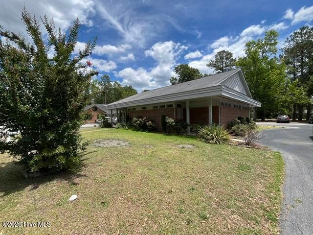422 S King Street, Laurinburg, NC 28352