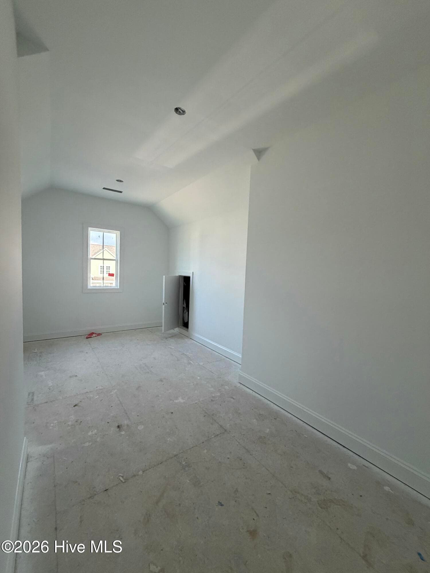 Single Family Residence at 819 Tupelo Tree Drive, Hubert, NC 28539, photo 13 of 20