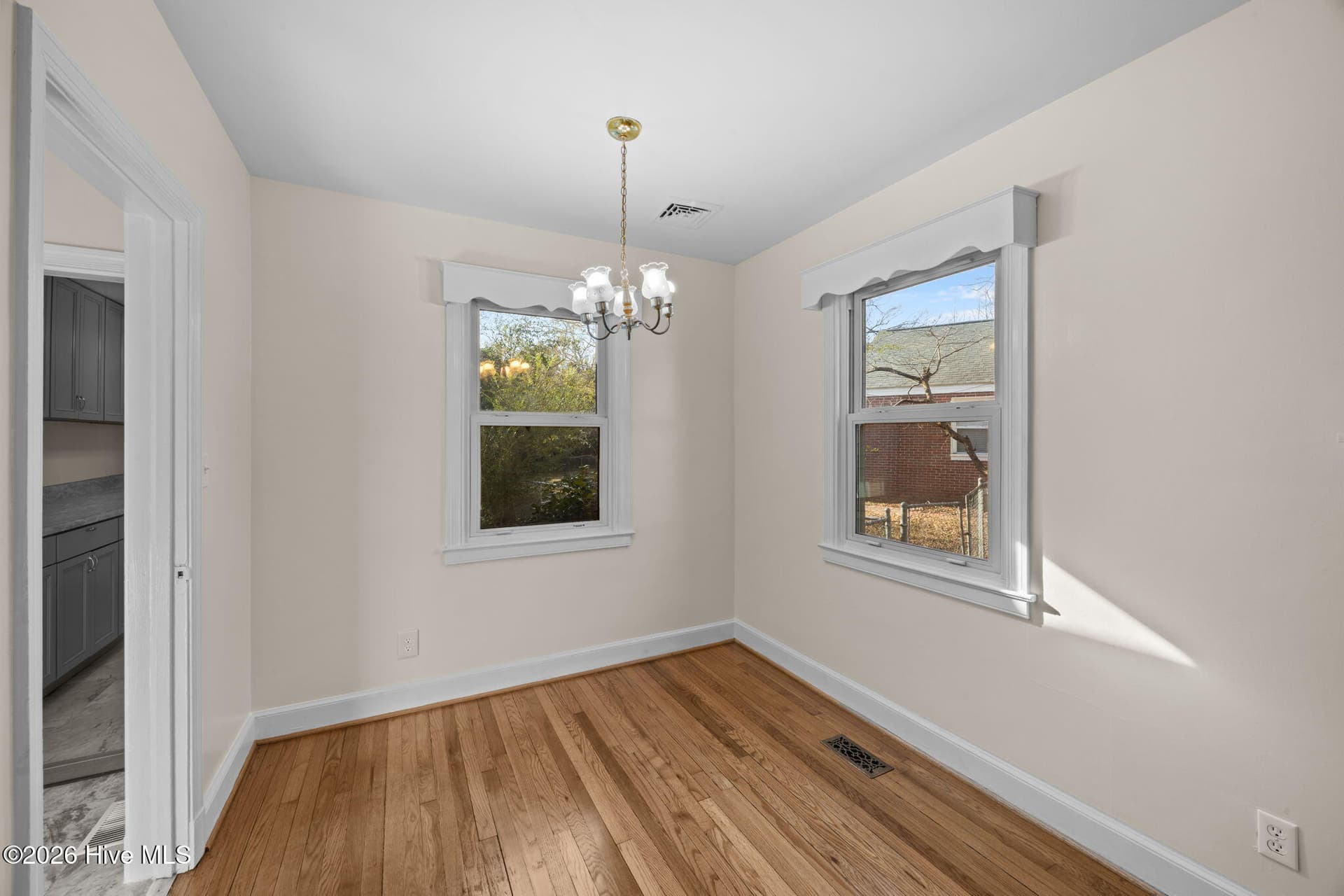 1603 Oakwood Avenue, New Bern, NC 28560