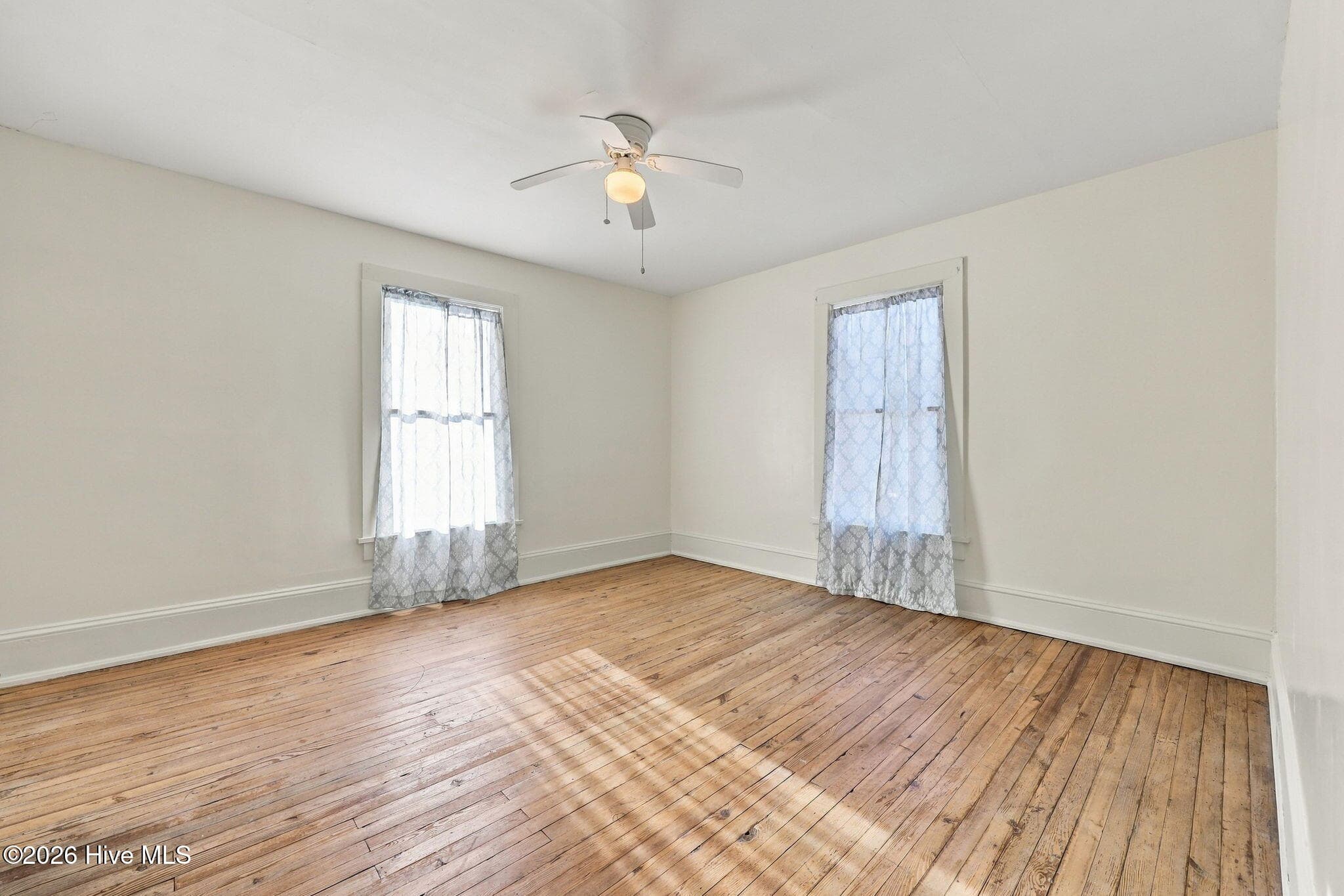 Business at 122 W 5th Street, Washington, NC 27889, photo 53 of 81