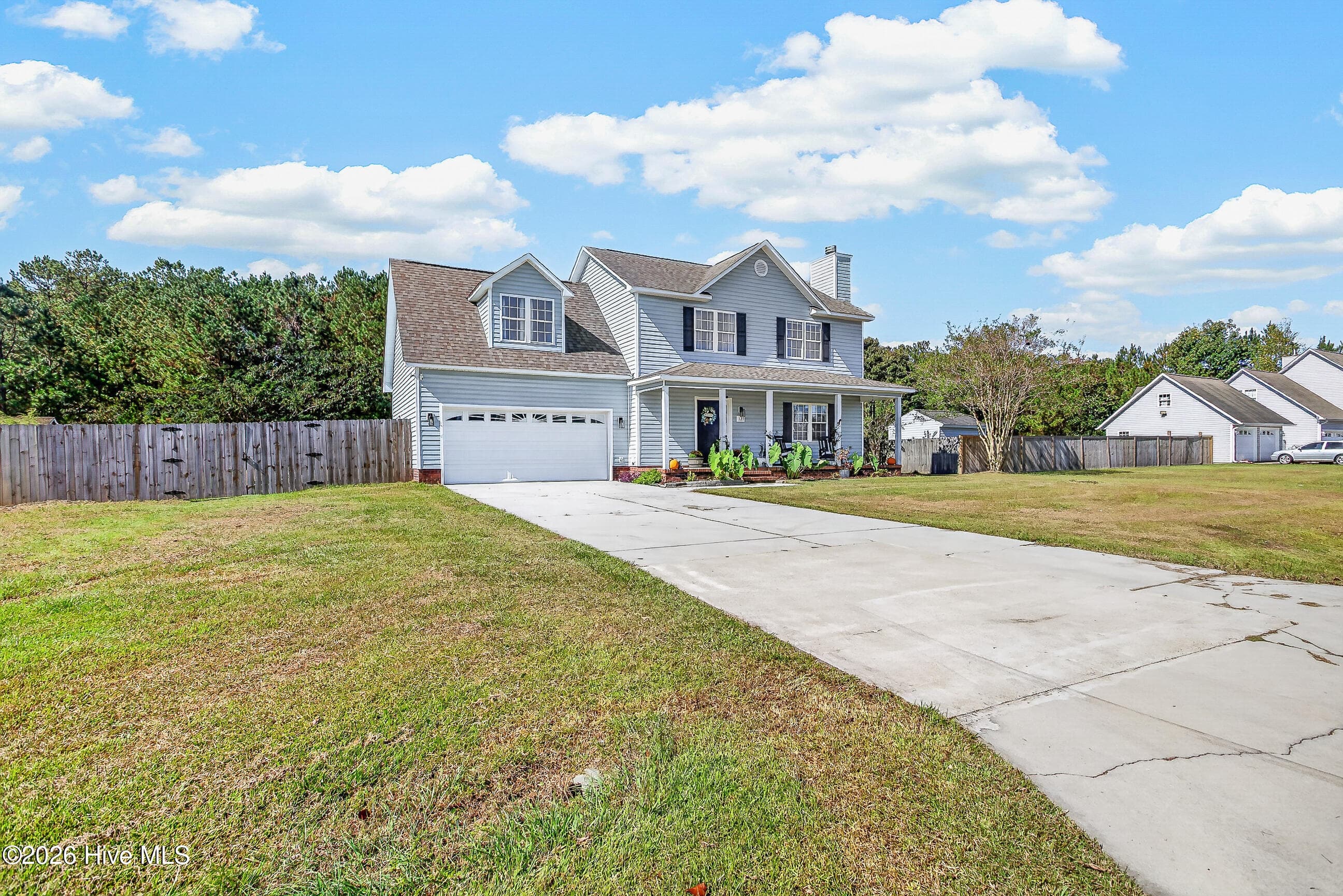 Single Family Residence at 127 Hunt Drive, Hubert, NC 28539, photo 2 of 36