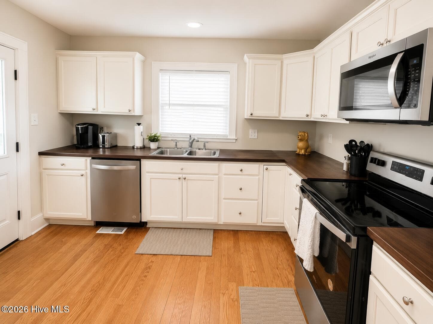 913 N Colony Avenue N, Ahoskie, NC 27910