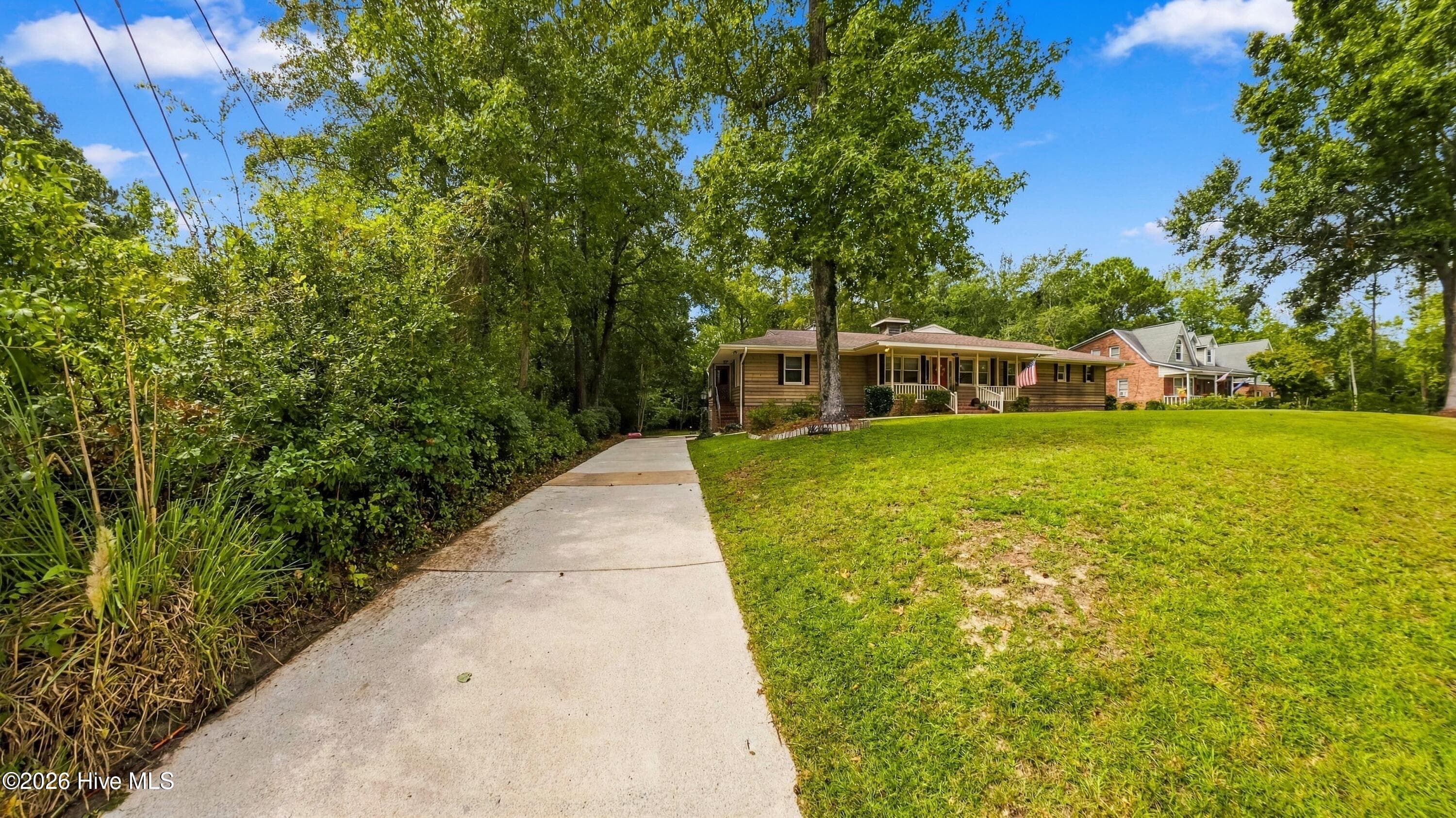 Single Family Residence at 306 Shore Point Drive, Wilmington, NC 28411, photo 67 of 86
