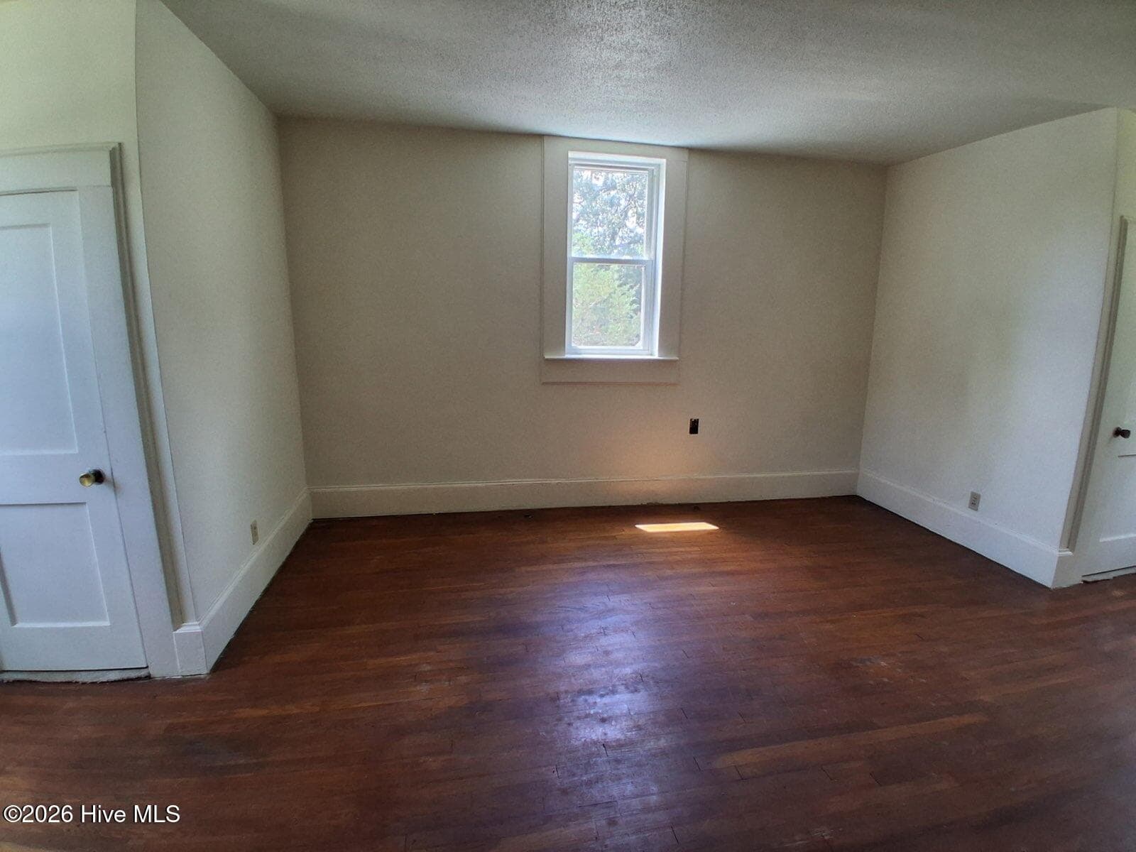 Single Family Residence at 201 E Bell Street, Tabor City, NC 28463, photo 19 of 28