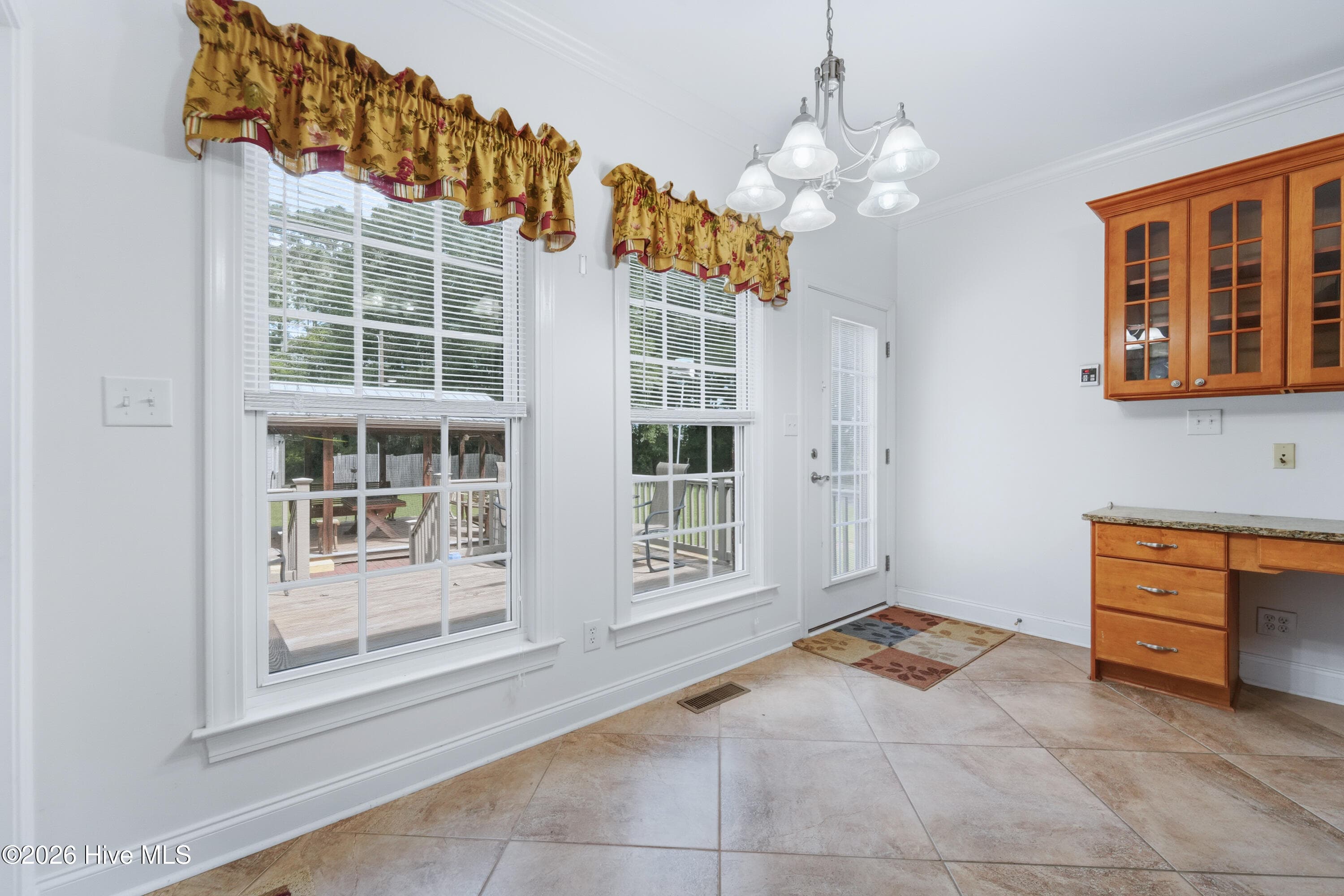 eat in kitchen nook - 1380 Oak Grove Road, Trenton, NC 28585