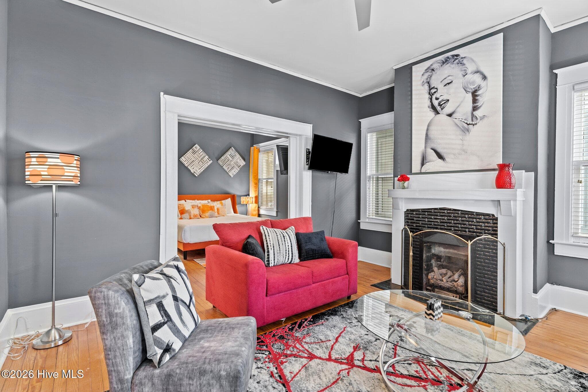 1st Floor Unit - Living Room - 312 Church Street, Wilmington, NC 28401