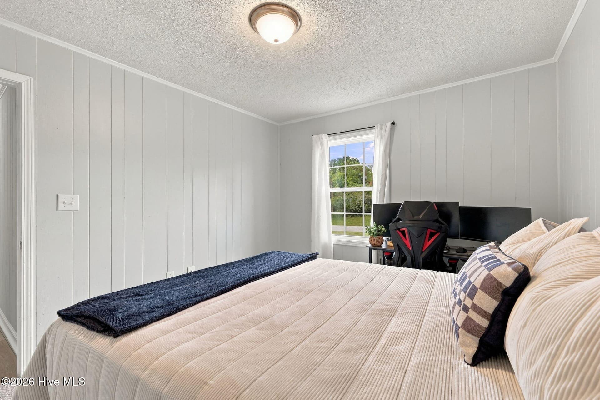 Single Family Residence at 77 Crown Point Road, Hubert, NC 28539, photo 26 of 41