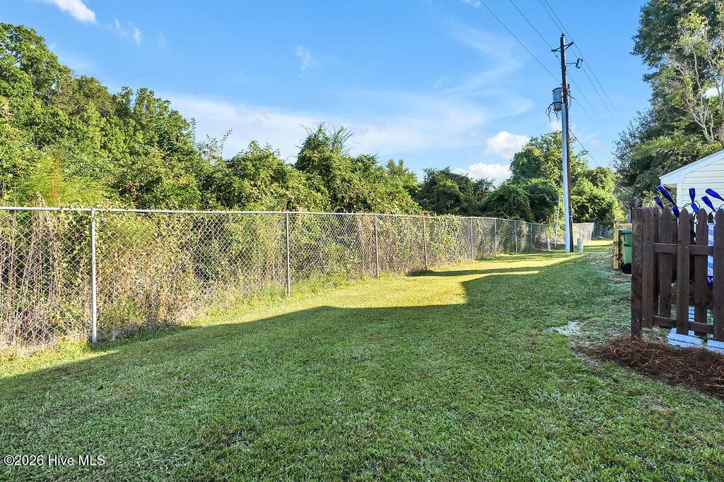 Condominium at 106 Lullwater Drive Unit B, Wilmington, NC 28403, photo 47 of 51