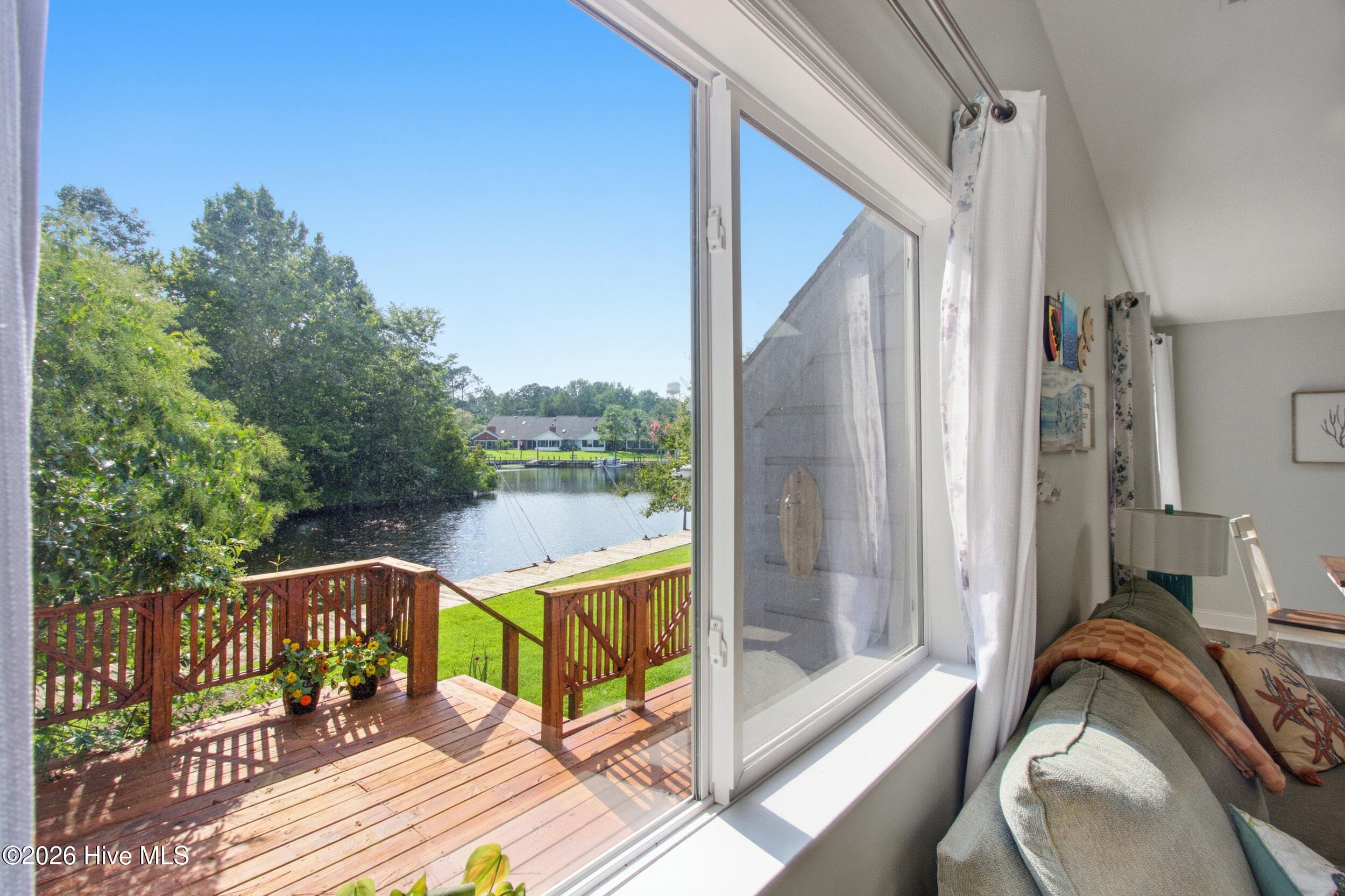 Great Room View - 23 Harbour Walk, New Bern, NC 28562