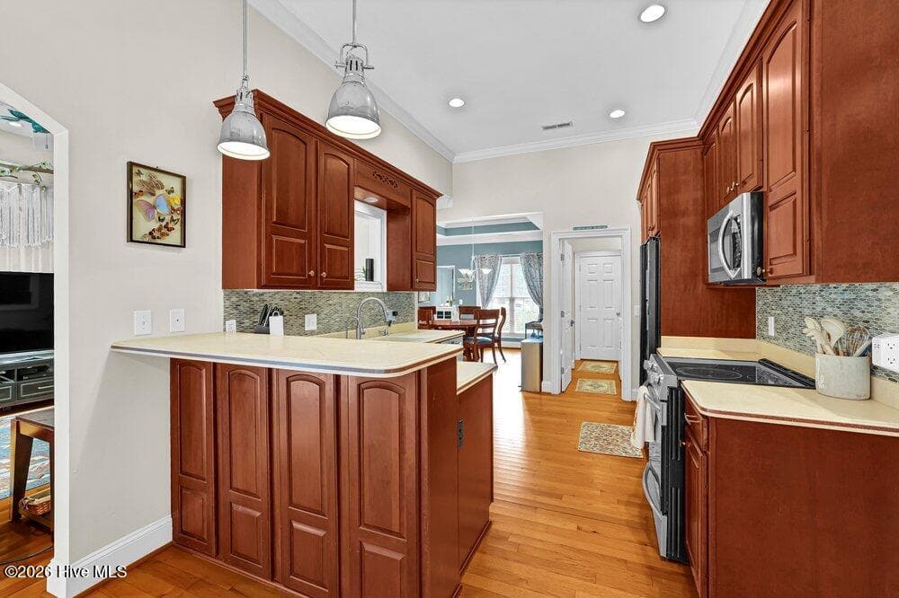 Single Family Residence at 111 Wyndham Way, Wilmington, NC 28411, photo 17 of 75