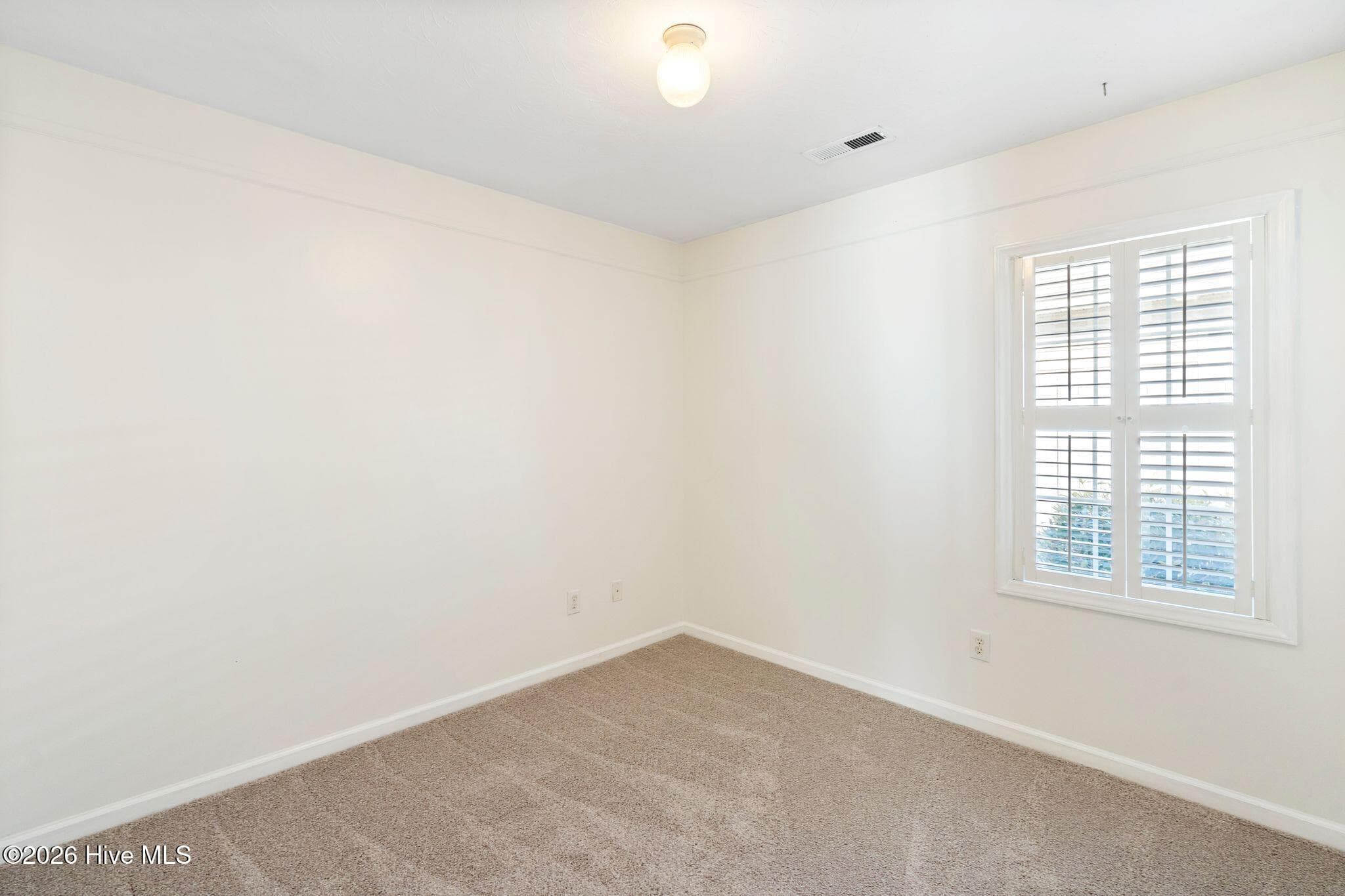 Single Family Residence at 811 Grathwol Drive, Wilmington, NC 28405, photo 22 of 41