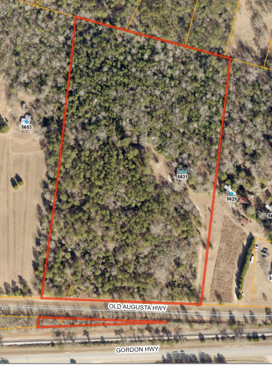Single Family Residence at 5631 Old Augusta Highway, Grovetown, GA 30813, photo 4 of 34
