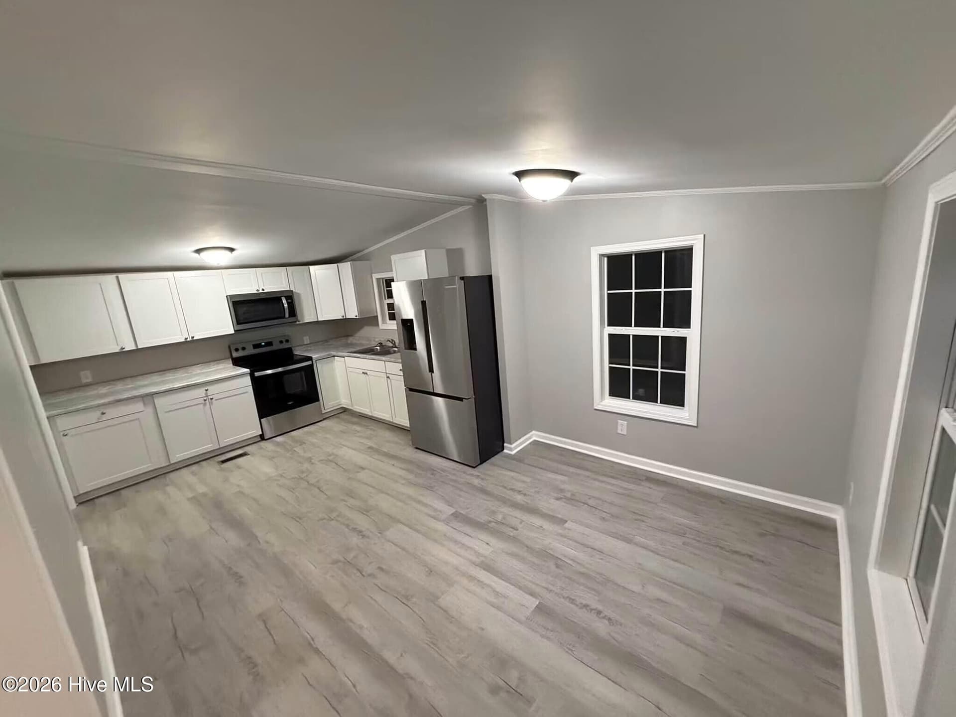 Manufactured Home at 145 Ridgecrest Acres, Whiteville, NC 28472, photo 12 of 29