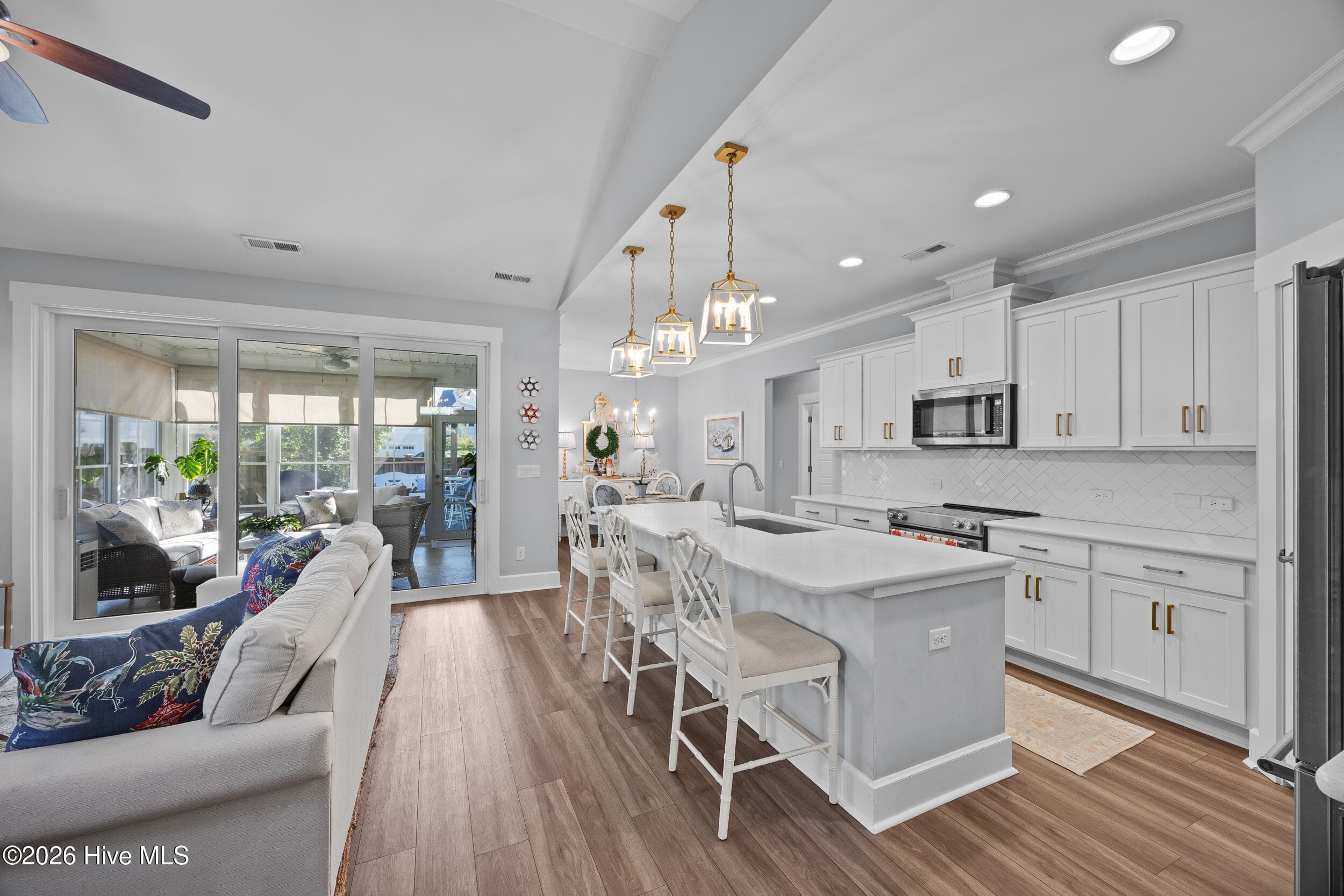 Single Family Residence at 417 Beaumont Oaks Drive, Wilmington, NC 28411, photo 10 of 46