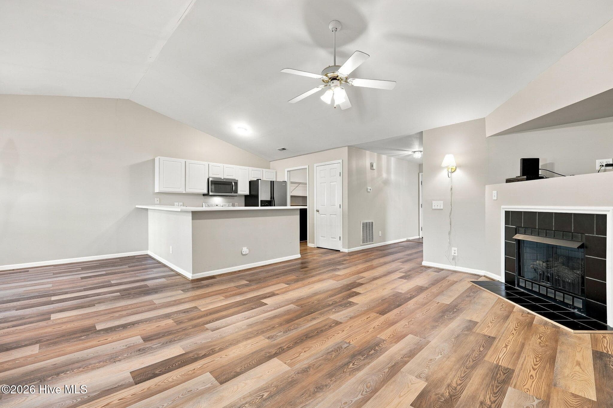 Condominium at 2209 Locksley Woods Drive G, Greenville, NC 27858, photo 10 of 49