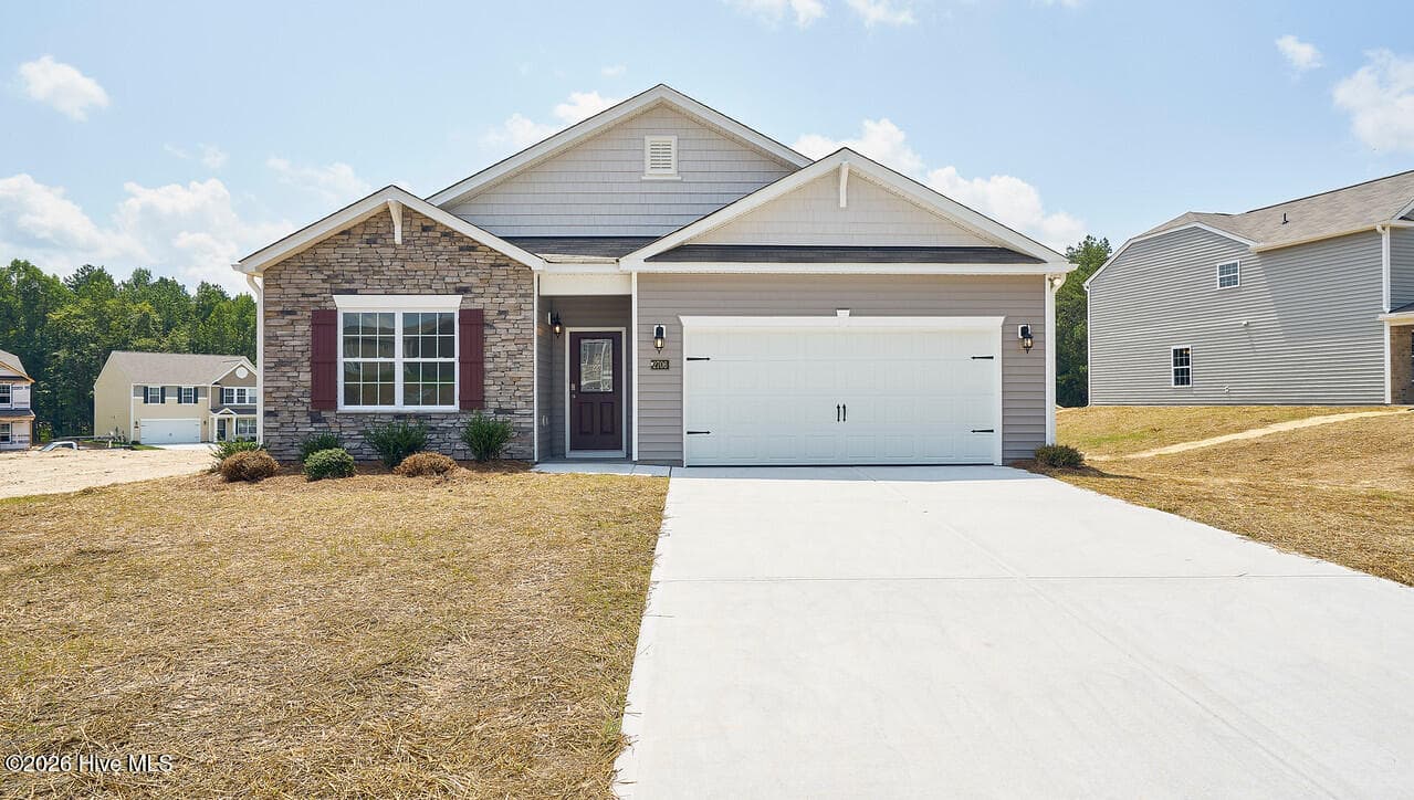 Single Family Residence at 2608 Westwood Avenue W, Wilson, NC 27893, photo 2 of 24