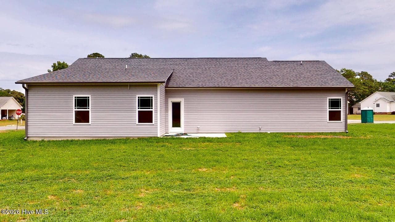 Single Family Residence at 204 Grace'S Farm Road, La Grange, NC 28551, photo 26 of 26