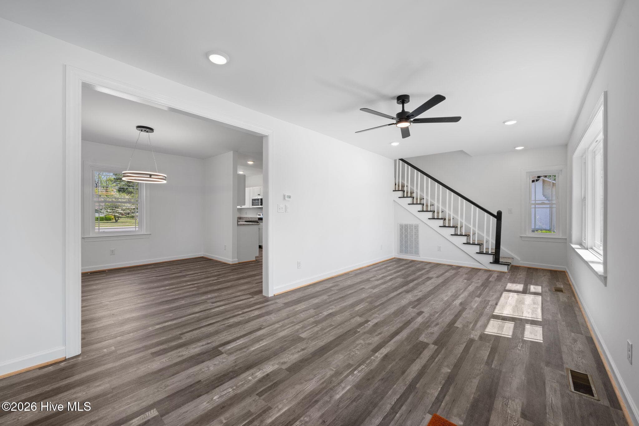 Single Family Residence at 1514 Rhem Avenue, New Bern, NC 28560, photo 10 of 41