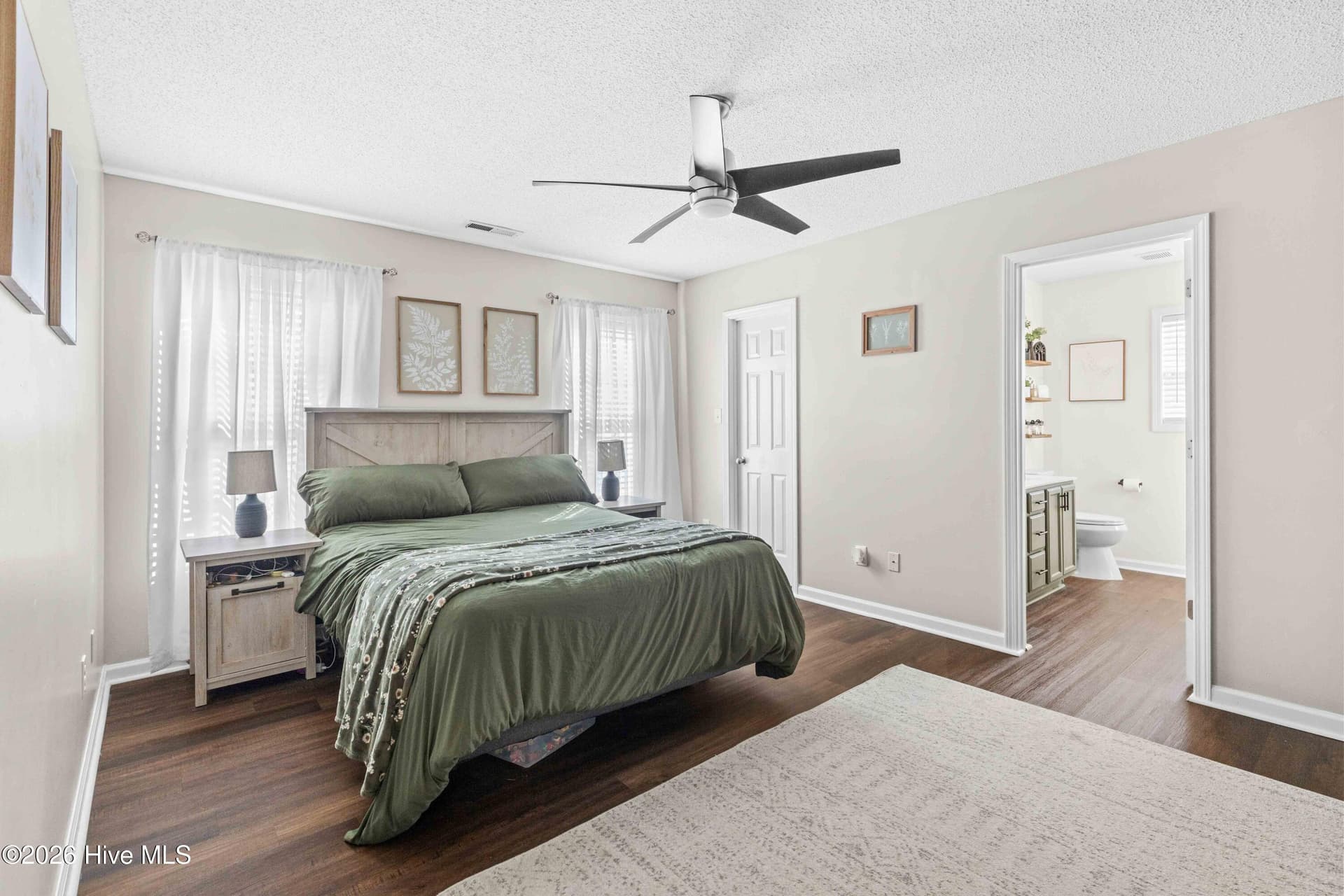 Single Family Residence at 307 Haywood Drive, Richlands, NC 28574, photo 11 of 21