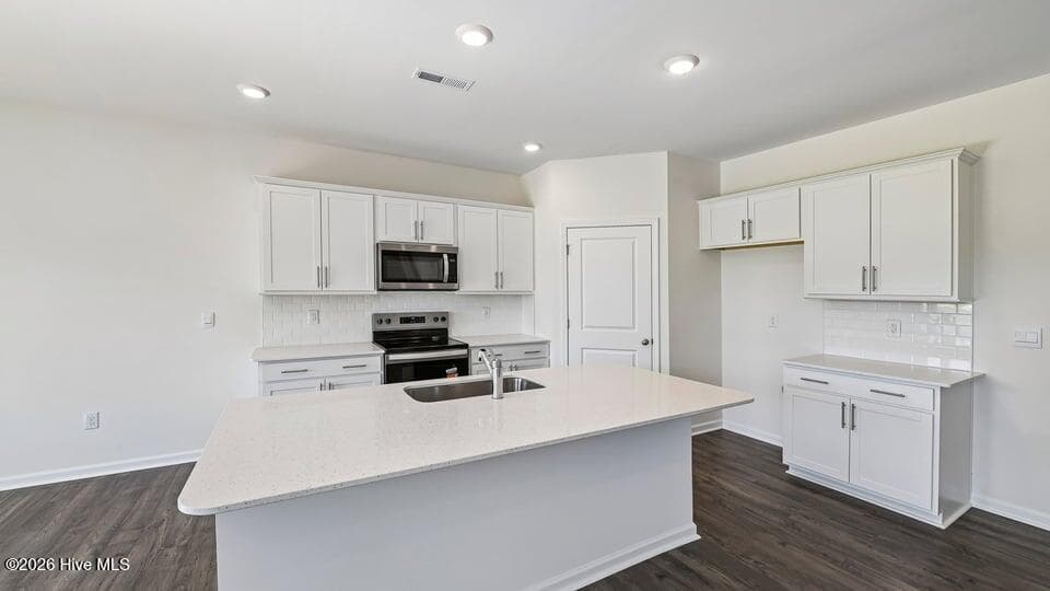 Single Family Residence at 190 Charlies Bend Way, Spring Lake, NC 28390, photo 27 of 84