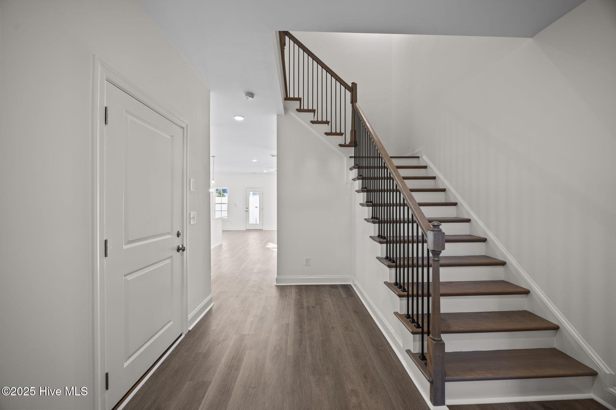 Townhouse at 2001 Newbury Way D, Greenville, NC 27834, photo 18 of 109