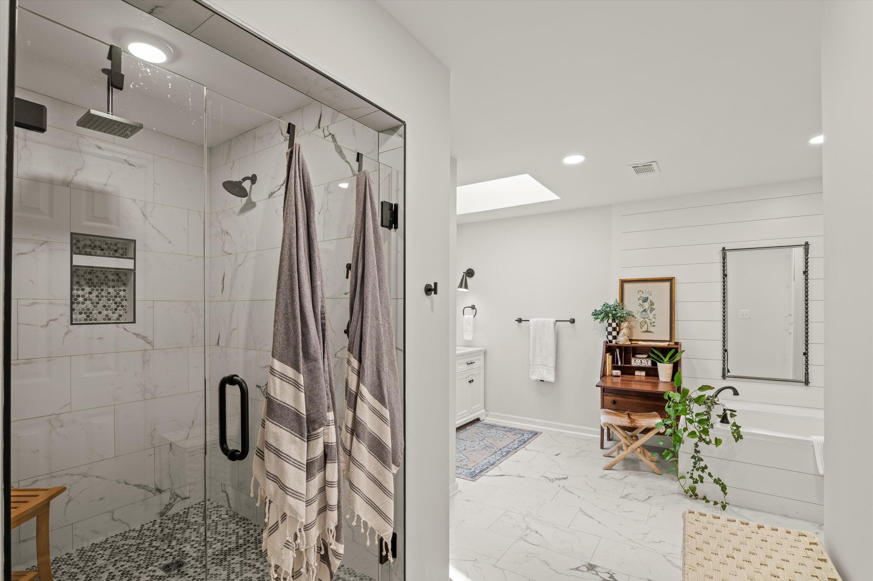 Walk-in shower - 140 Lewiston Road, Grovetown, GA 30813