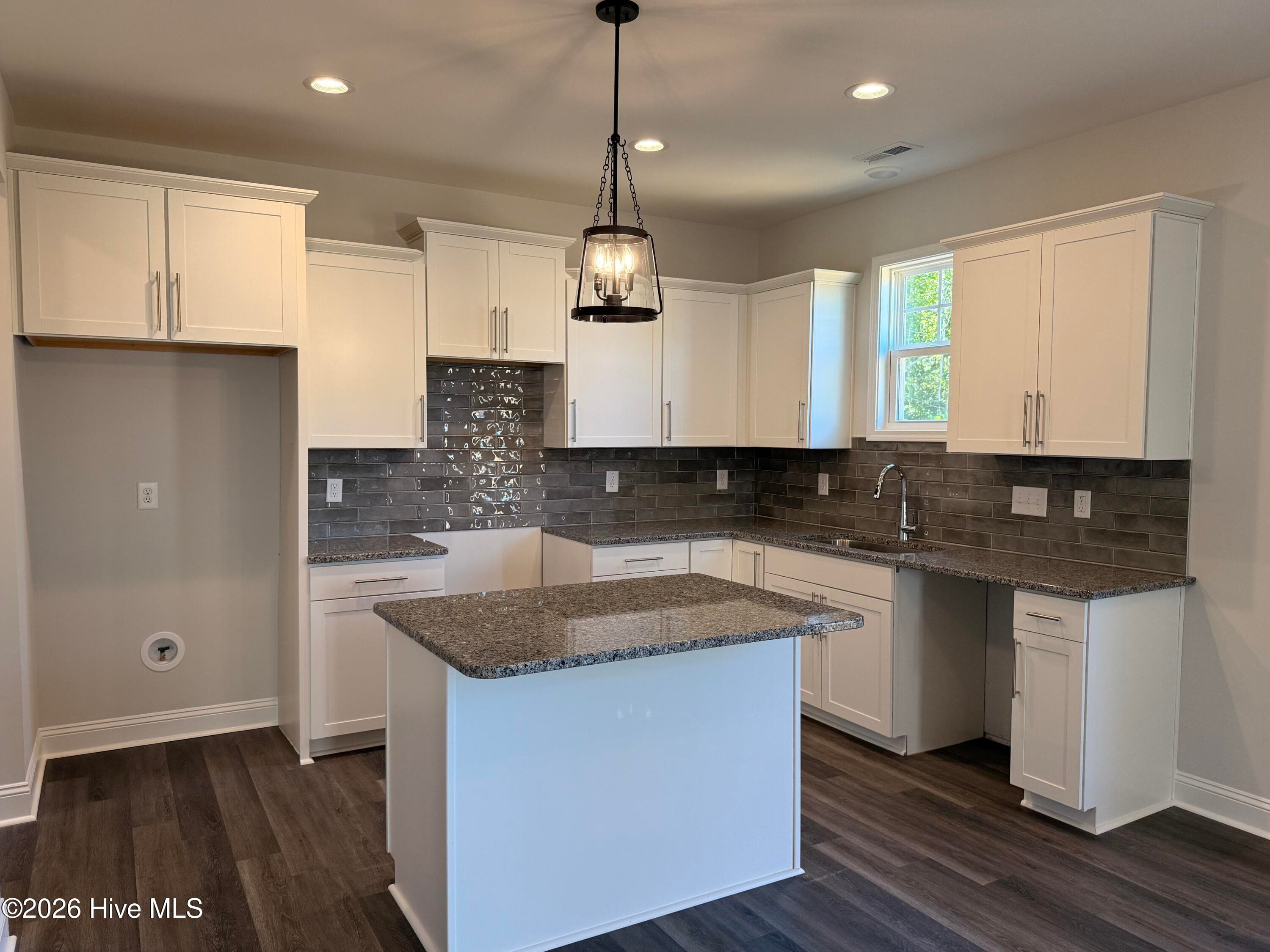 Single Family Residence at 320 One Tree Hill, Sanford, NC 27330, photo 11 of 46