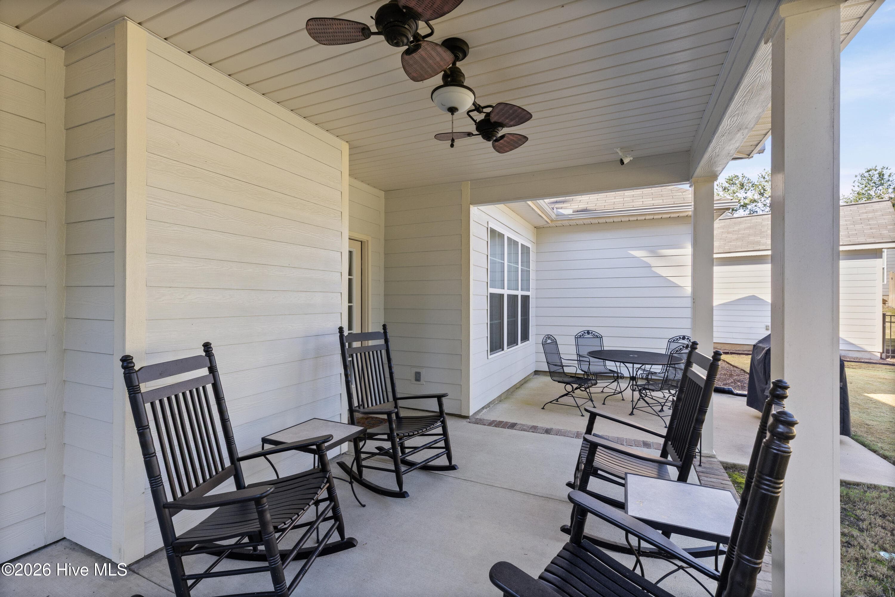 Great spot to gather! - 2016 Edenberry Row, Beech Island, SC 29842