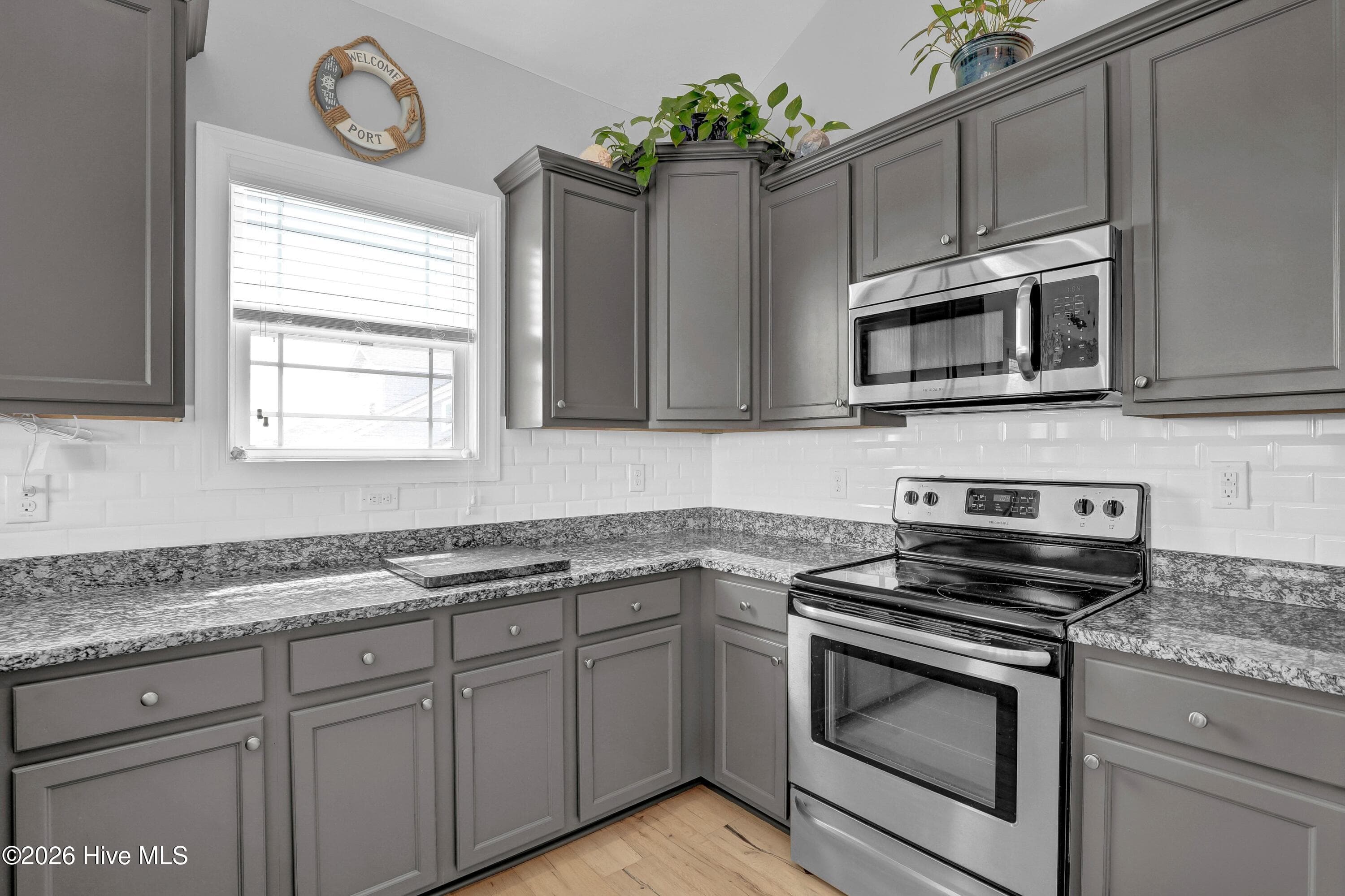 Townhouse at 208-2 Gysgt D W Boatman Drive 2, North Topsail Beach, NC 28460, photo 11 of 82
